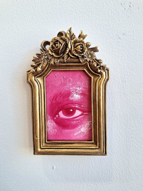 Emma Hapner
Lover's Eye IV, 2025
Oil on canvas in found frame
5 x 3.5 inches
12.7 x 8.9 cm