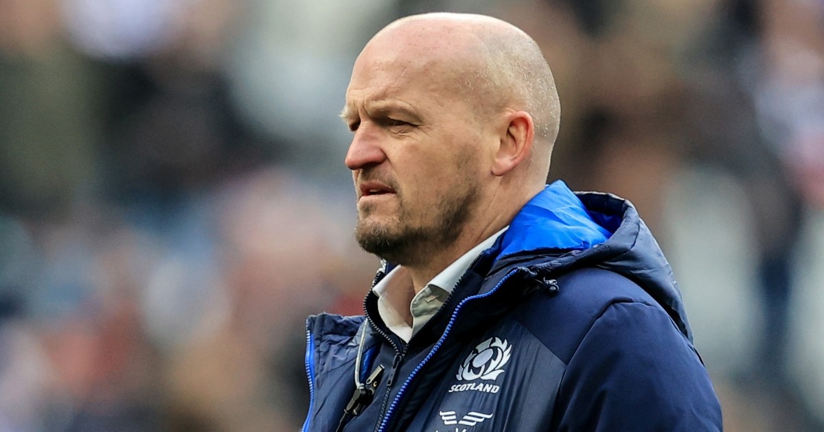 Townsend Sign Townsend signs contract extension until 2026 - Guinness Men's Six Nations
