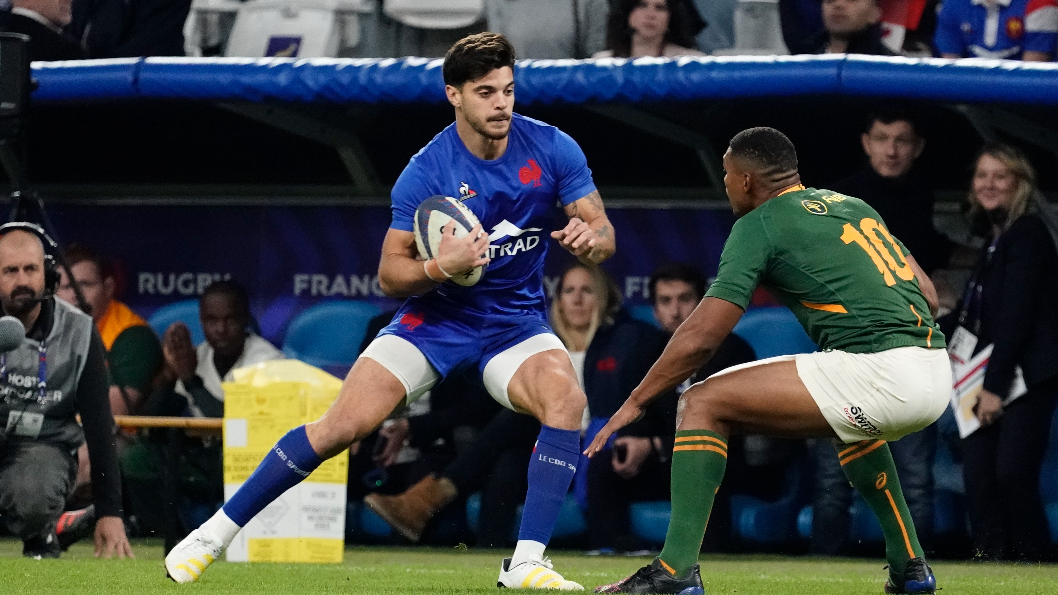 Romain Ntamack of France takes on Damian Willemse of South Africa during the 2022 Autumn Nations Series.