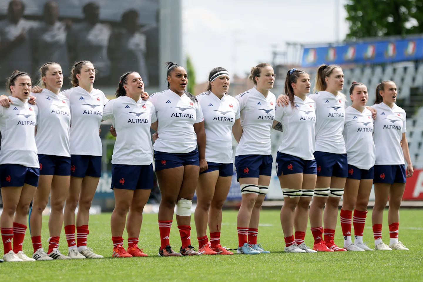 Fresh faces in French back row for Le Crunch - Guinness Women's Six Nations