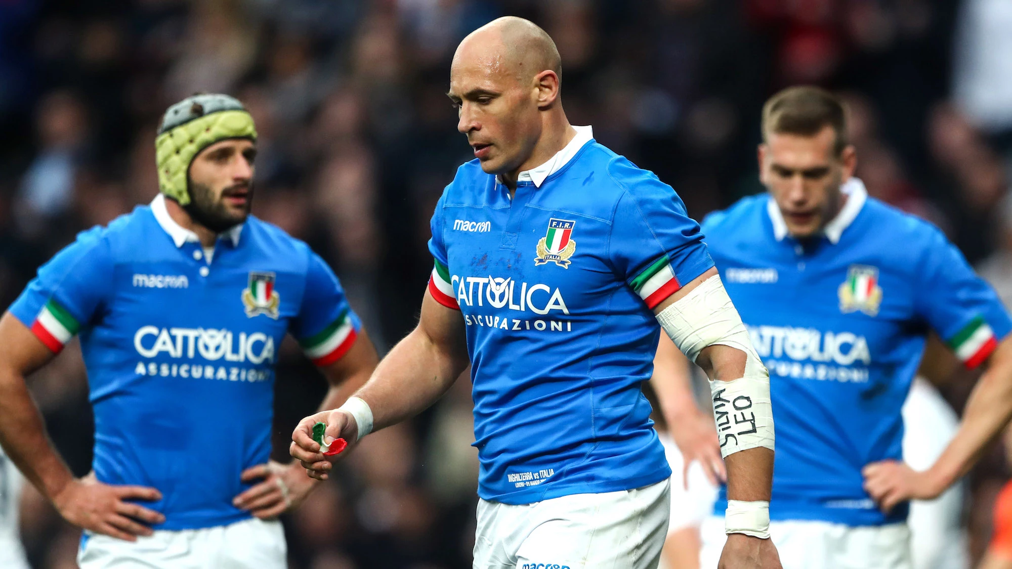 Sergio Parisse dejected after Jonny May&#8217;s try 9/3/2019