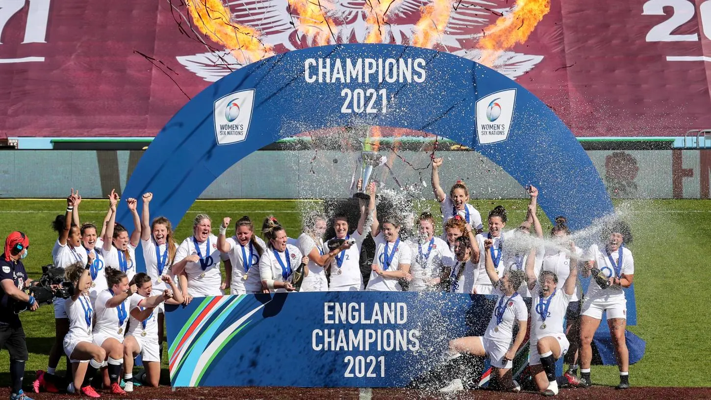 England-Womens-Six-Nations-Champions-2000-1450&#215;816