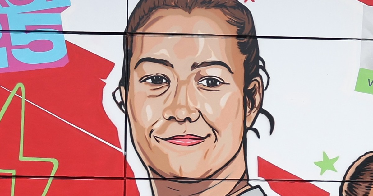 Welsh Rugby Mural RFU unveils Women’s Rugby World Cup mural in Salford | Red Roses | Six ...