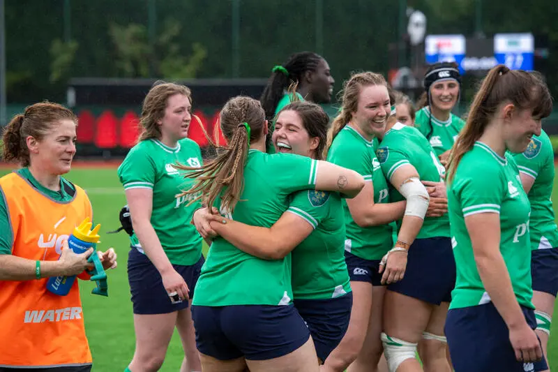 Ireland team celebrate after win