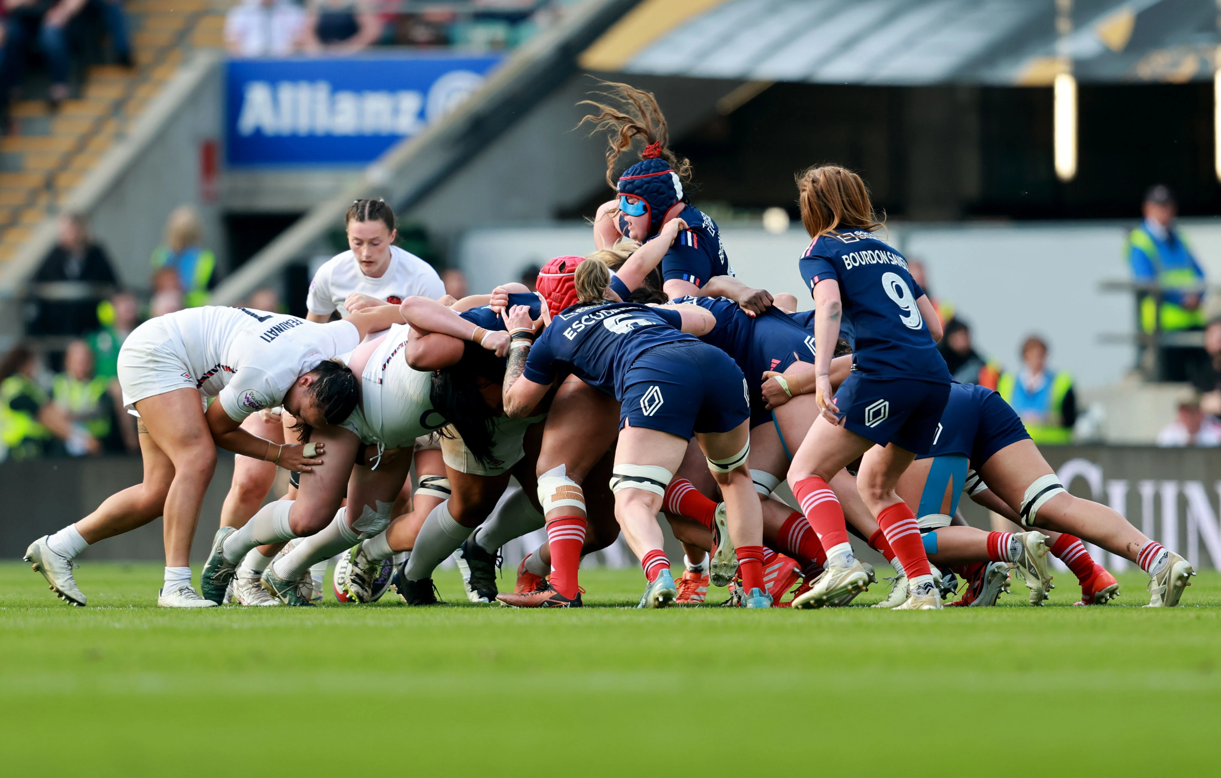 France vs. England scrum Six Nations 2025