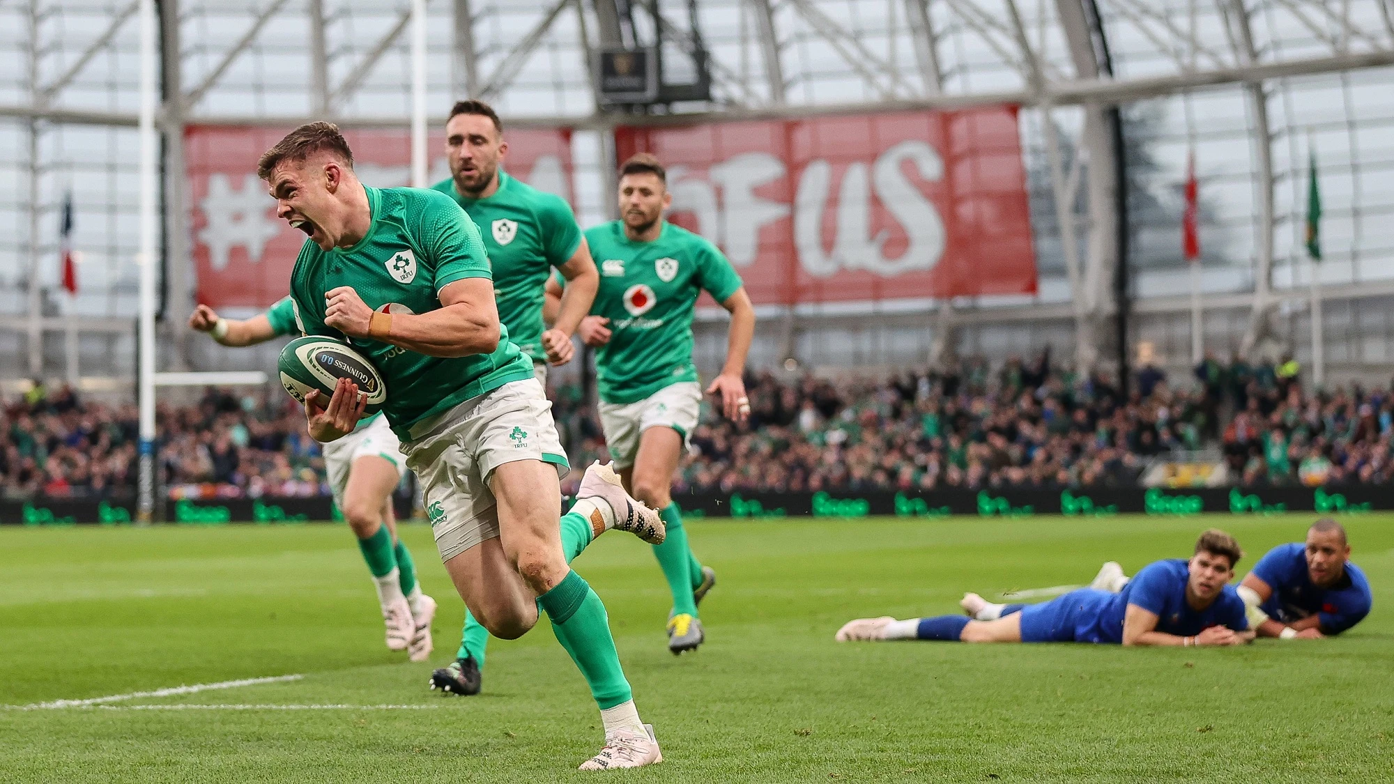 Garry Ringrose scores their fourth try 11/2/2023