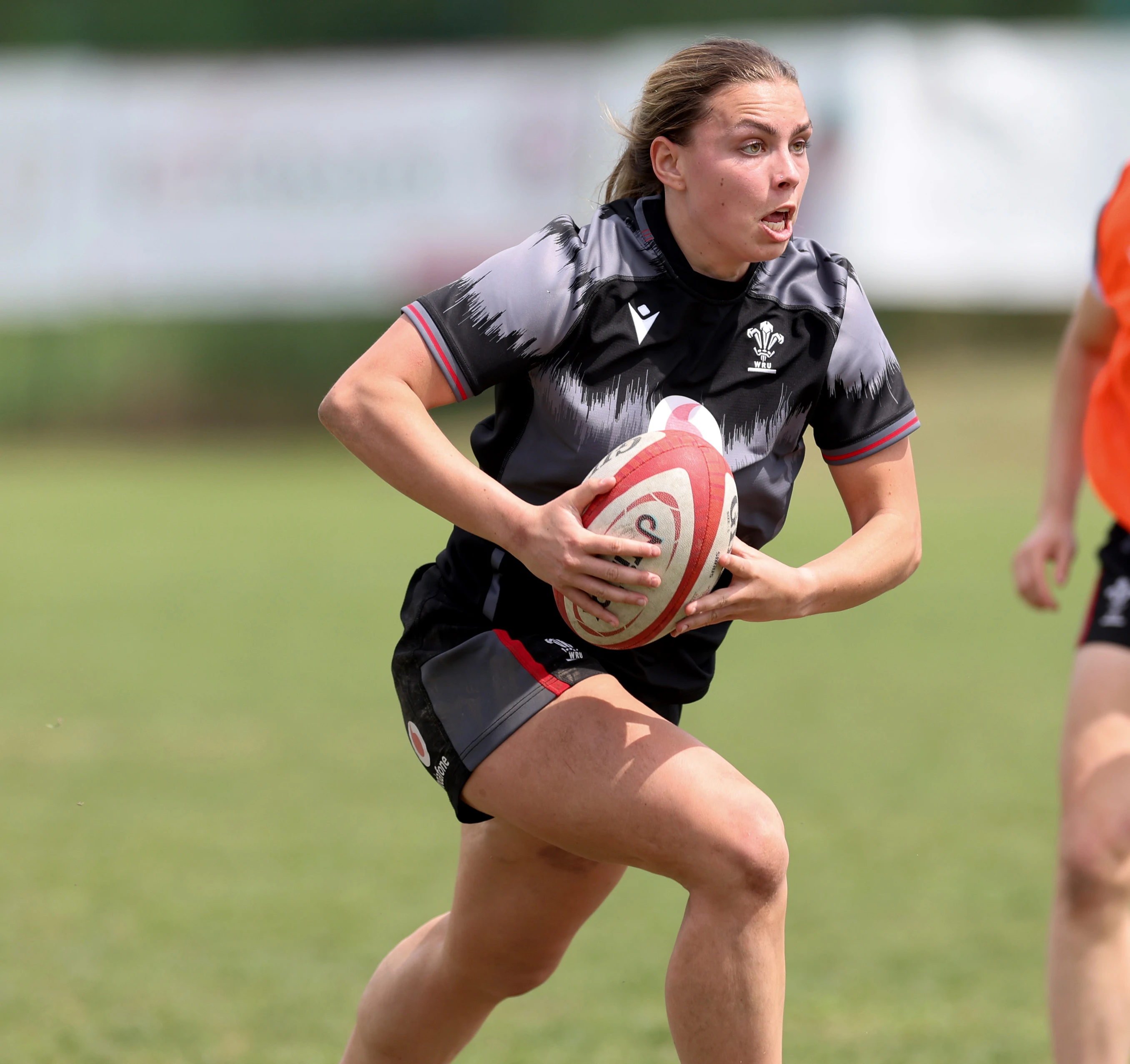 Shona Powell-Hughes - Wales - Guinness Women's Six Nations