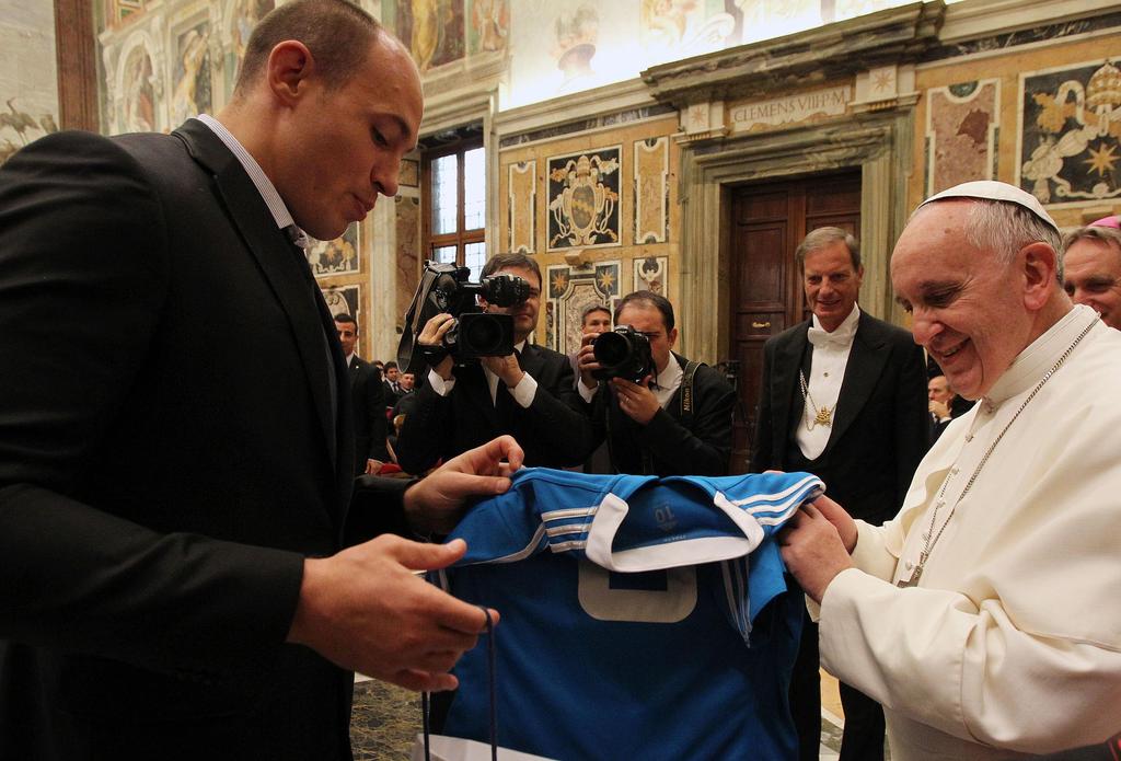 Pope Parisse shirt