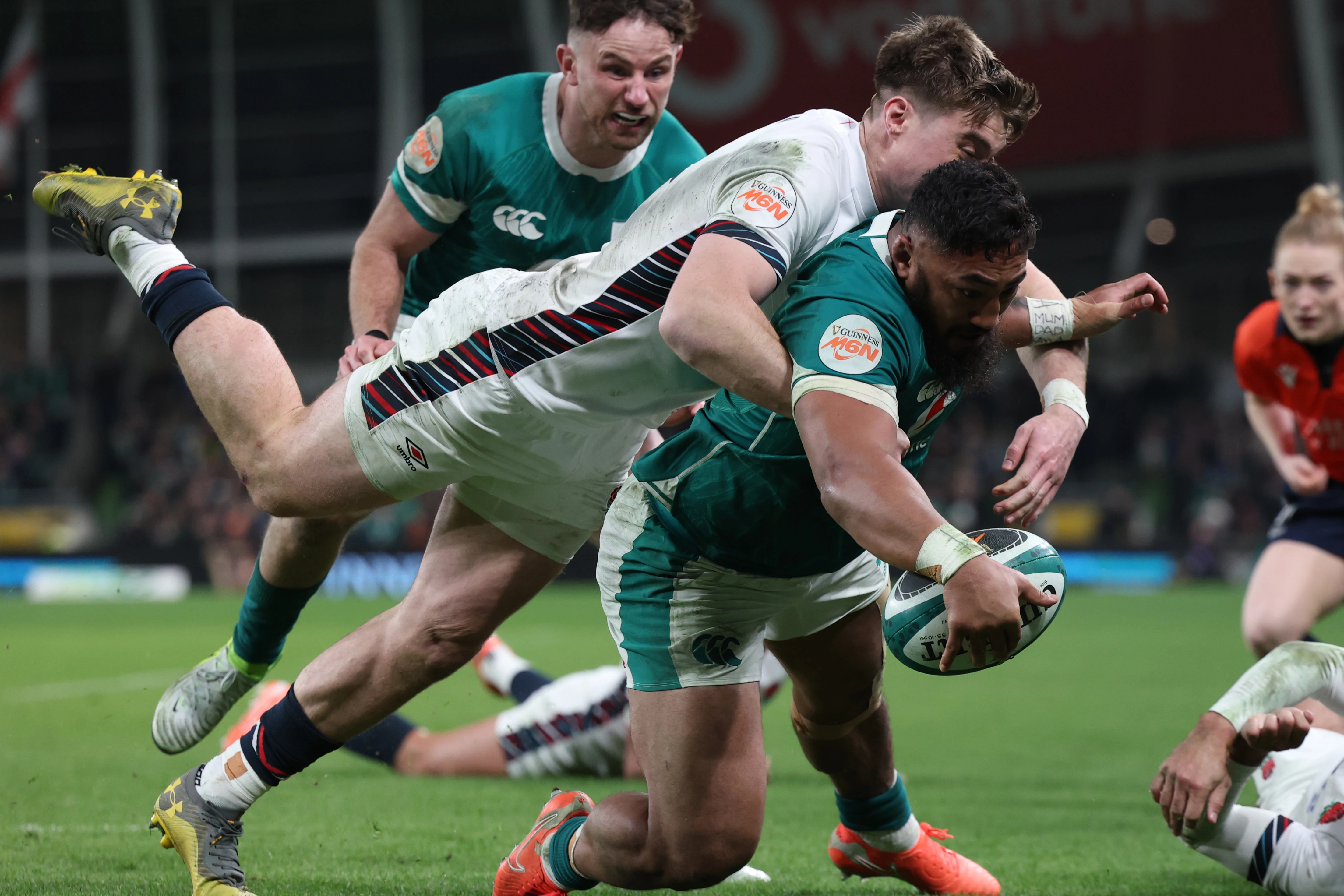 Bundee Aki scoring against England - 2025 M6N