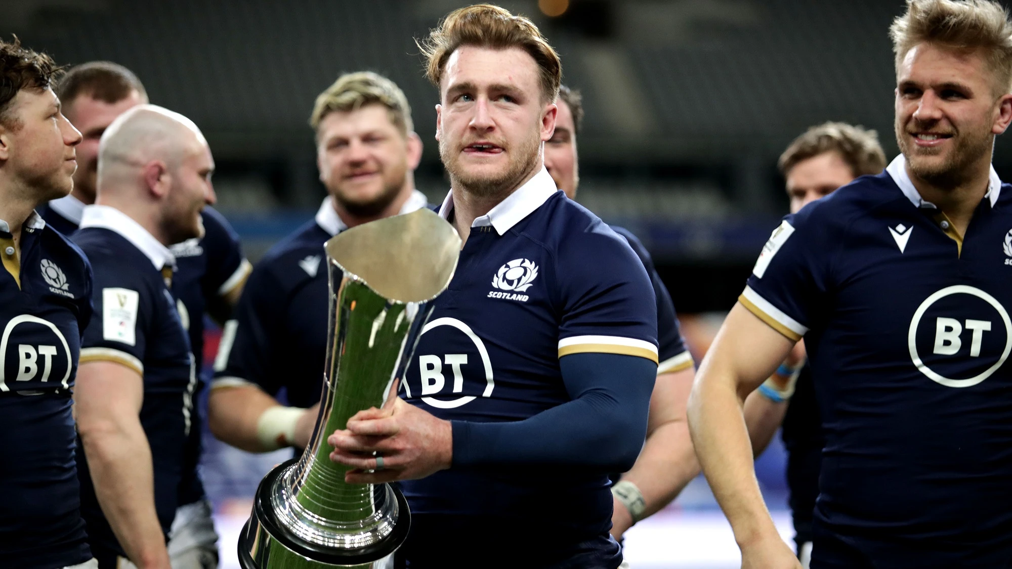 Stuart Hogg with the Auld Alliance Trophy 26/3/2021