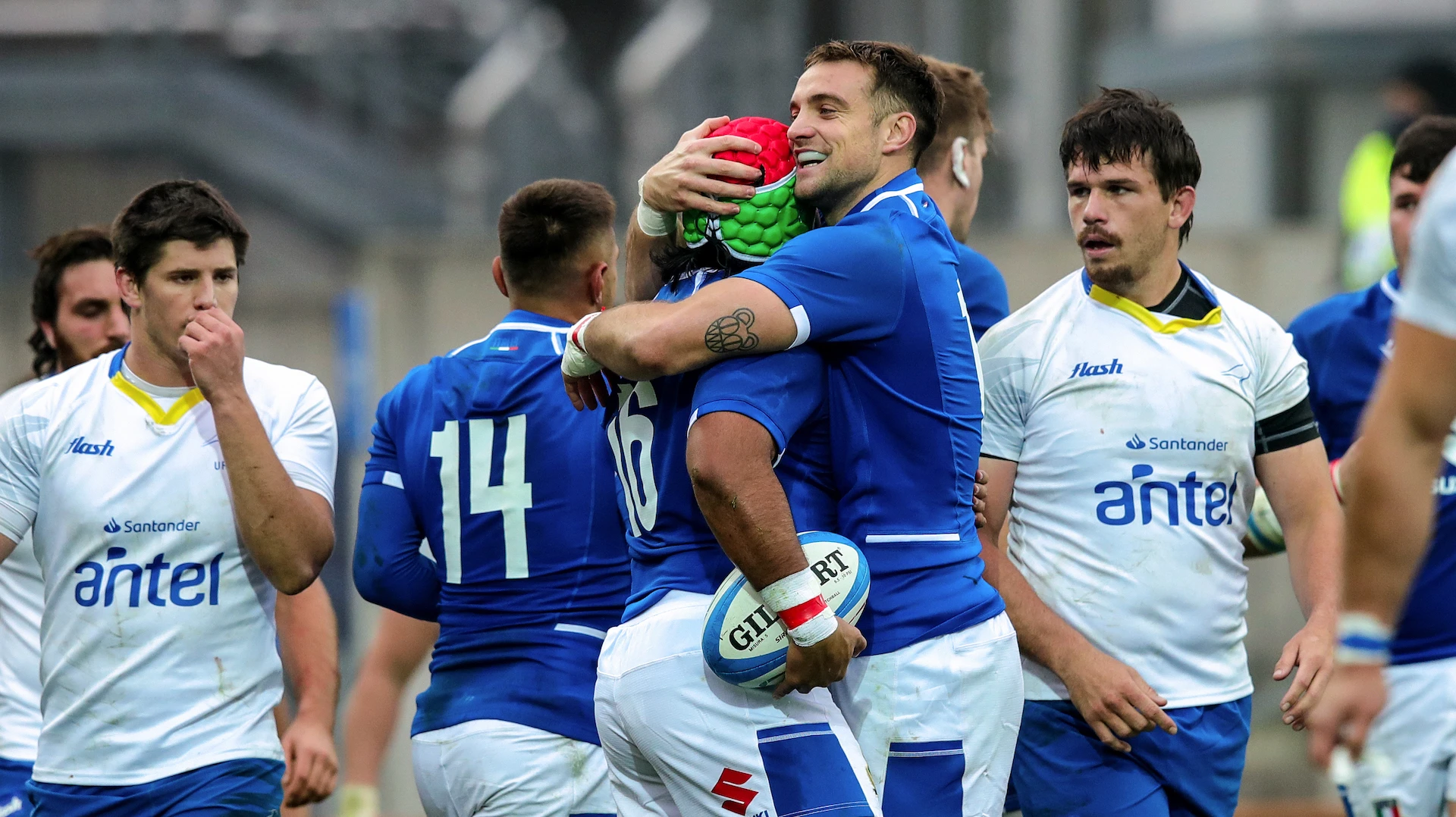 Italy celebrate Epalahame Faiva’s try 20/11/2021