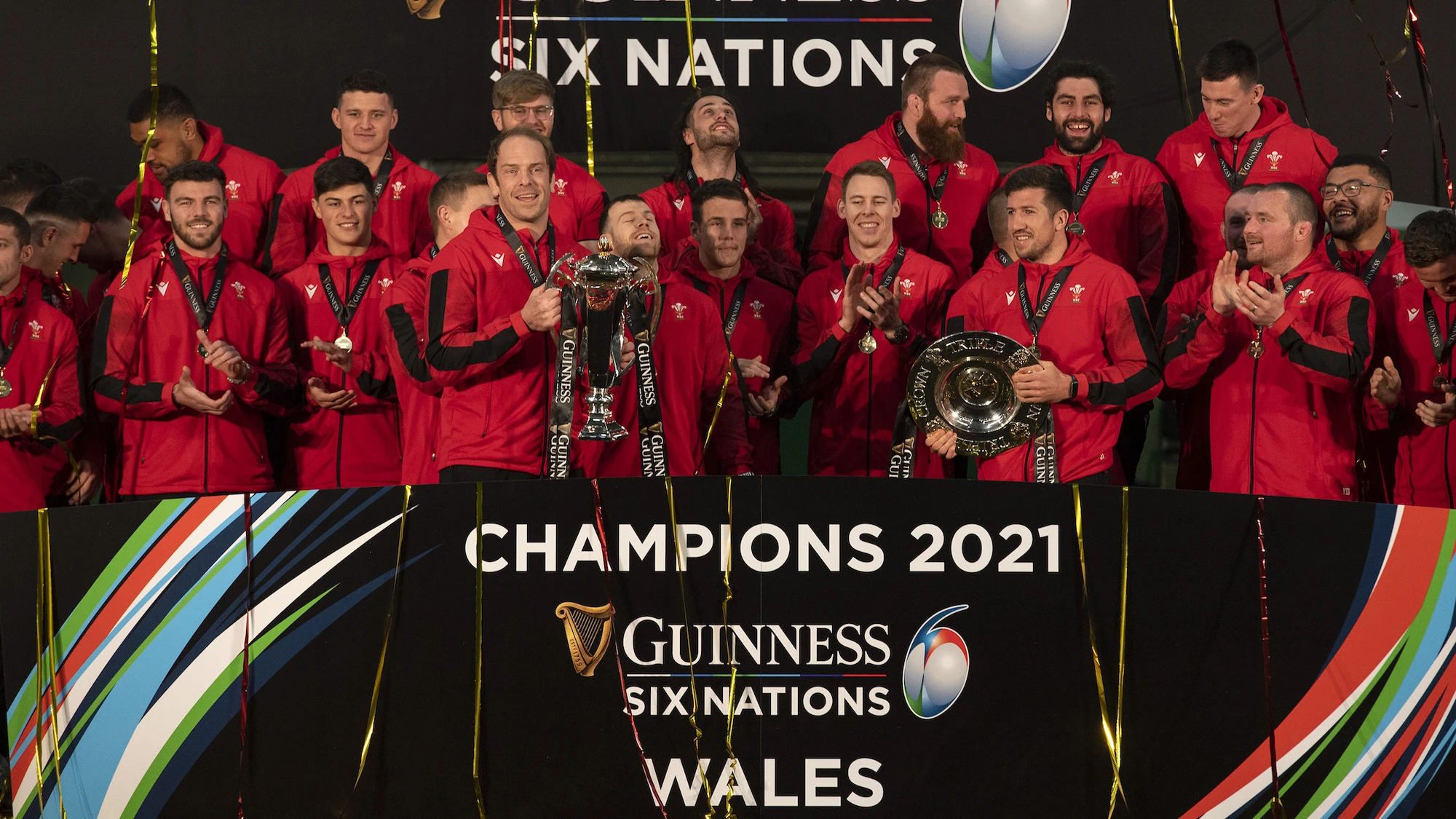 The Wales team are presented with the Guinness Six Nations trophy 27/3/2021