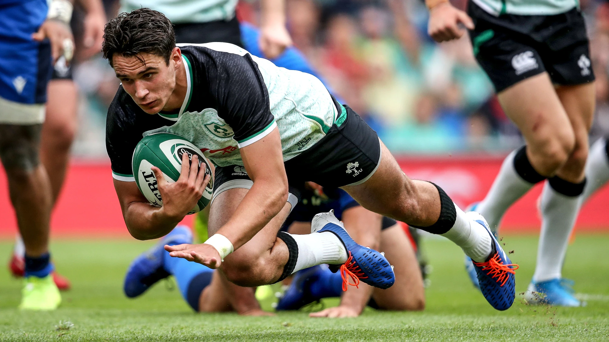 JoeyCarbery2000x1125