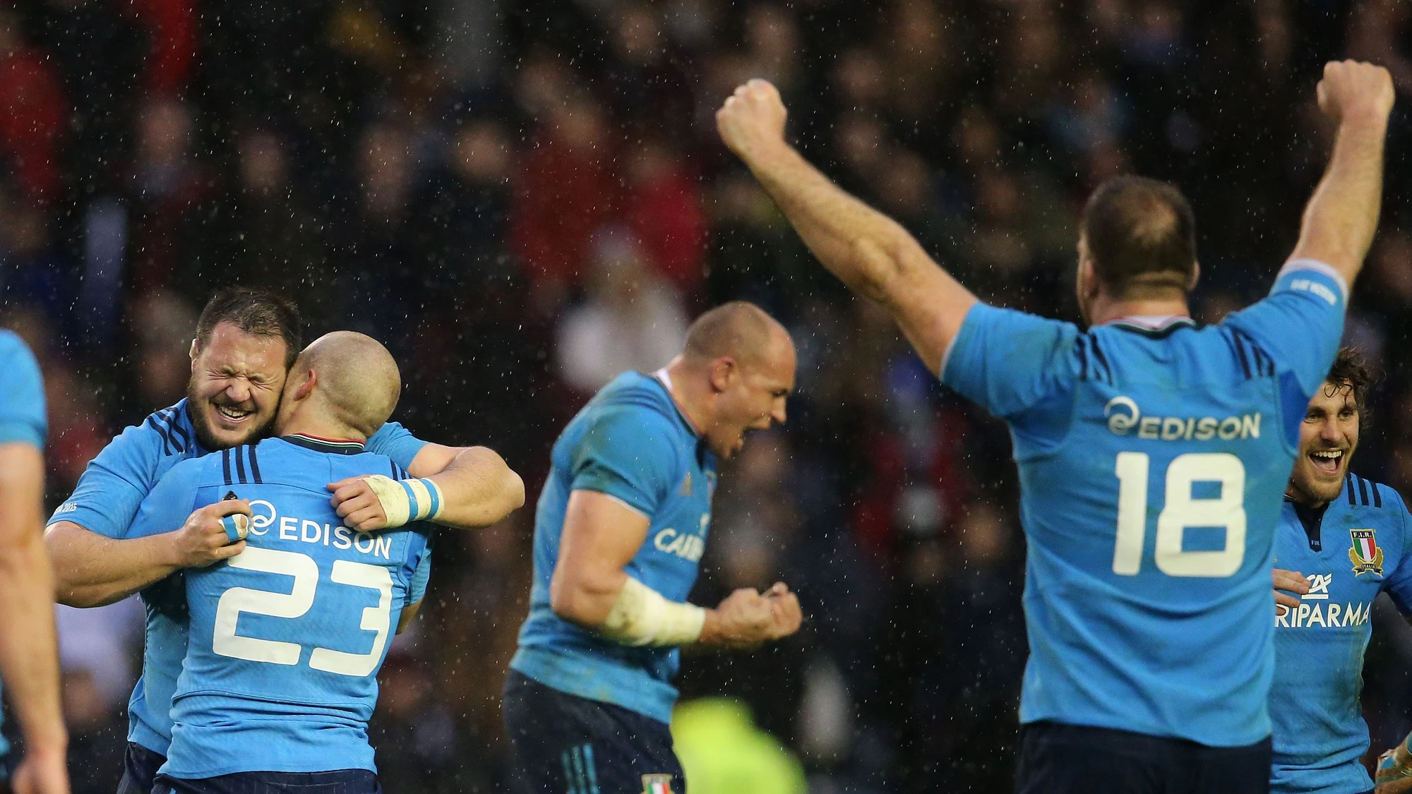 Italy players celebrate after the final whistle 28/2/2015