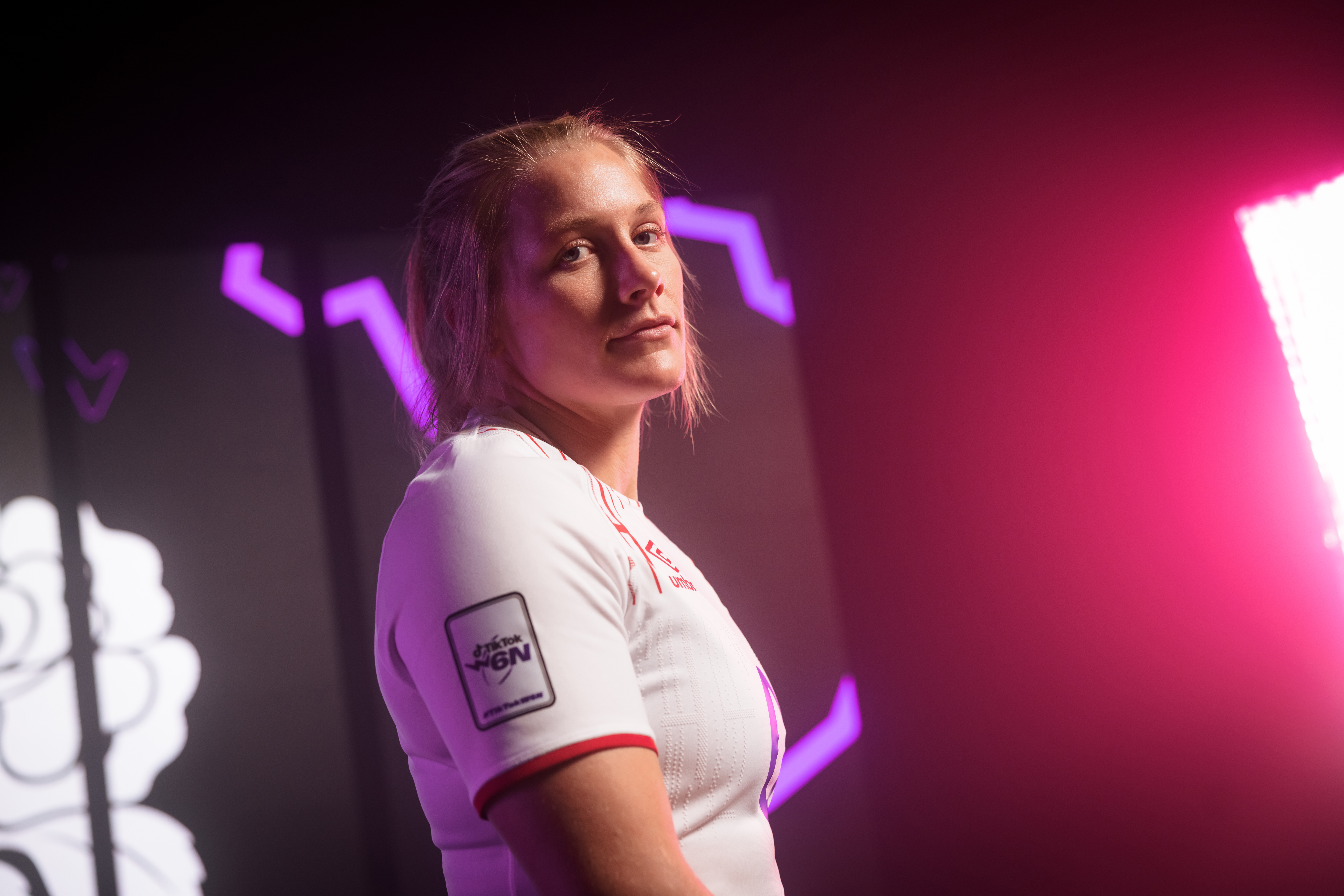 W6N HYPE THUMBNAIL ENGLAND