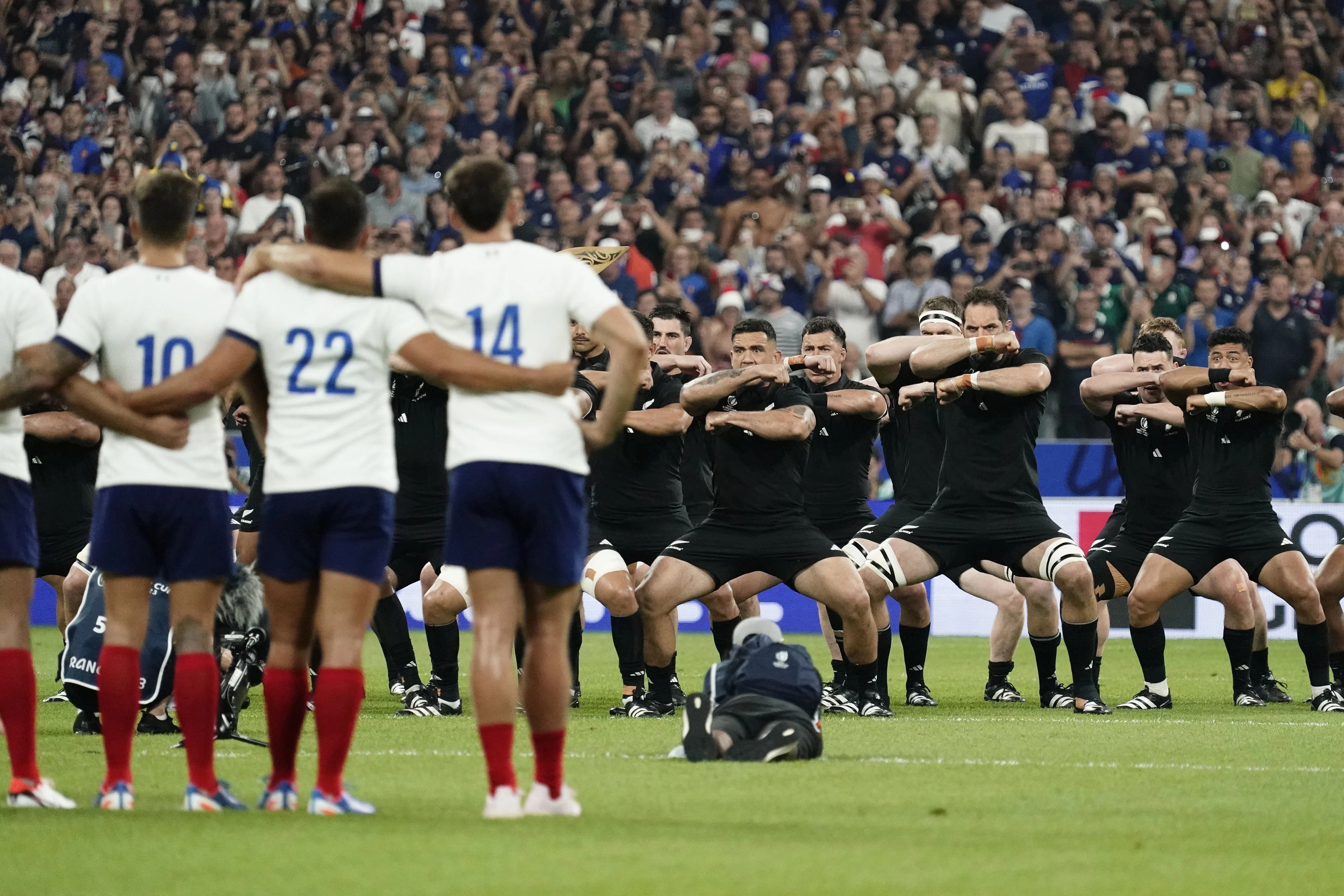 haka v France