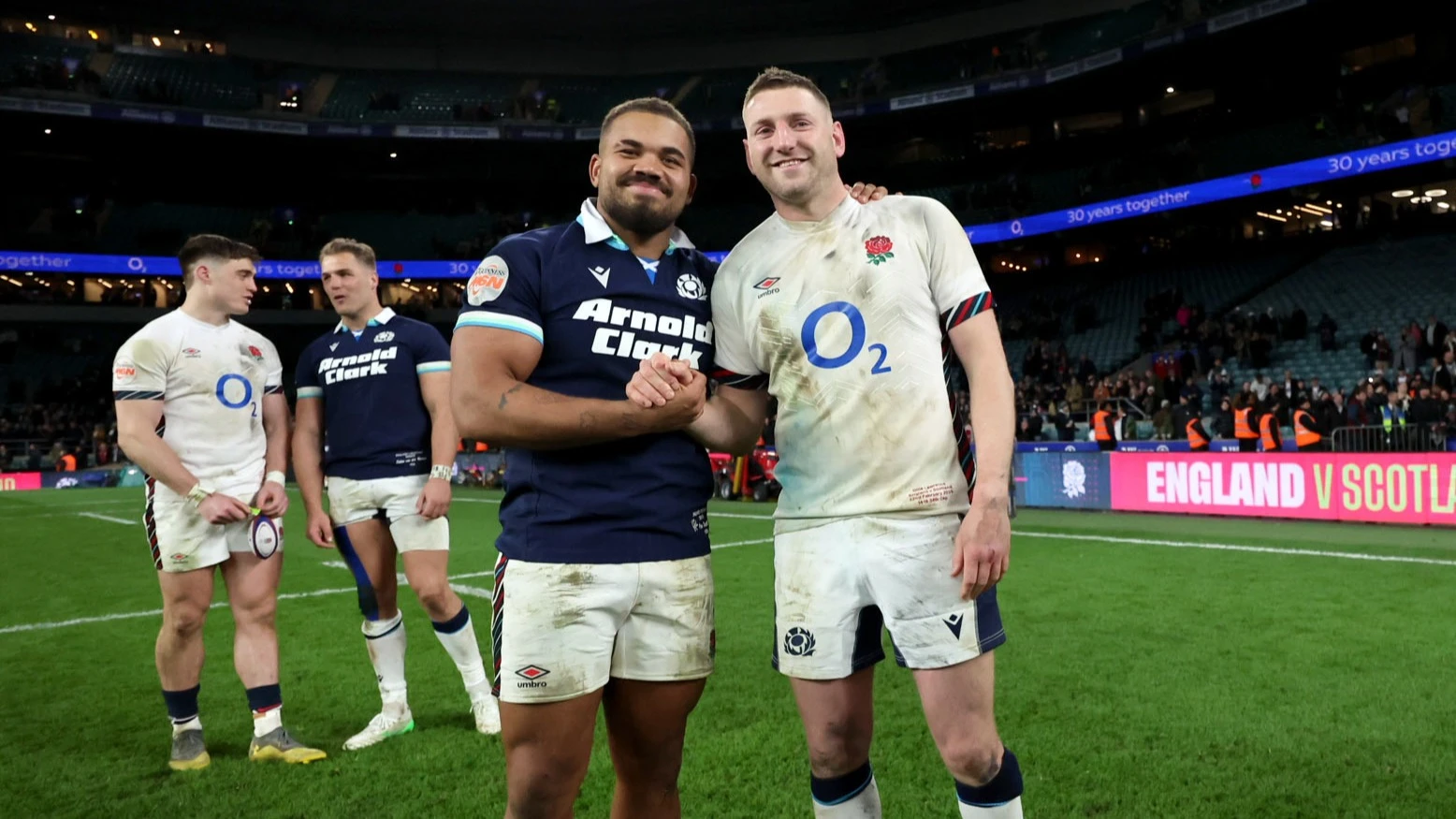 Bath teammates Ollie Lawrence and Finn Russell