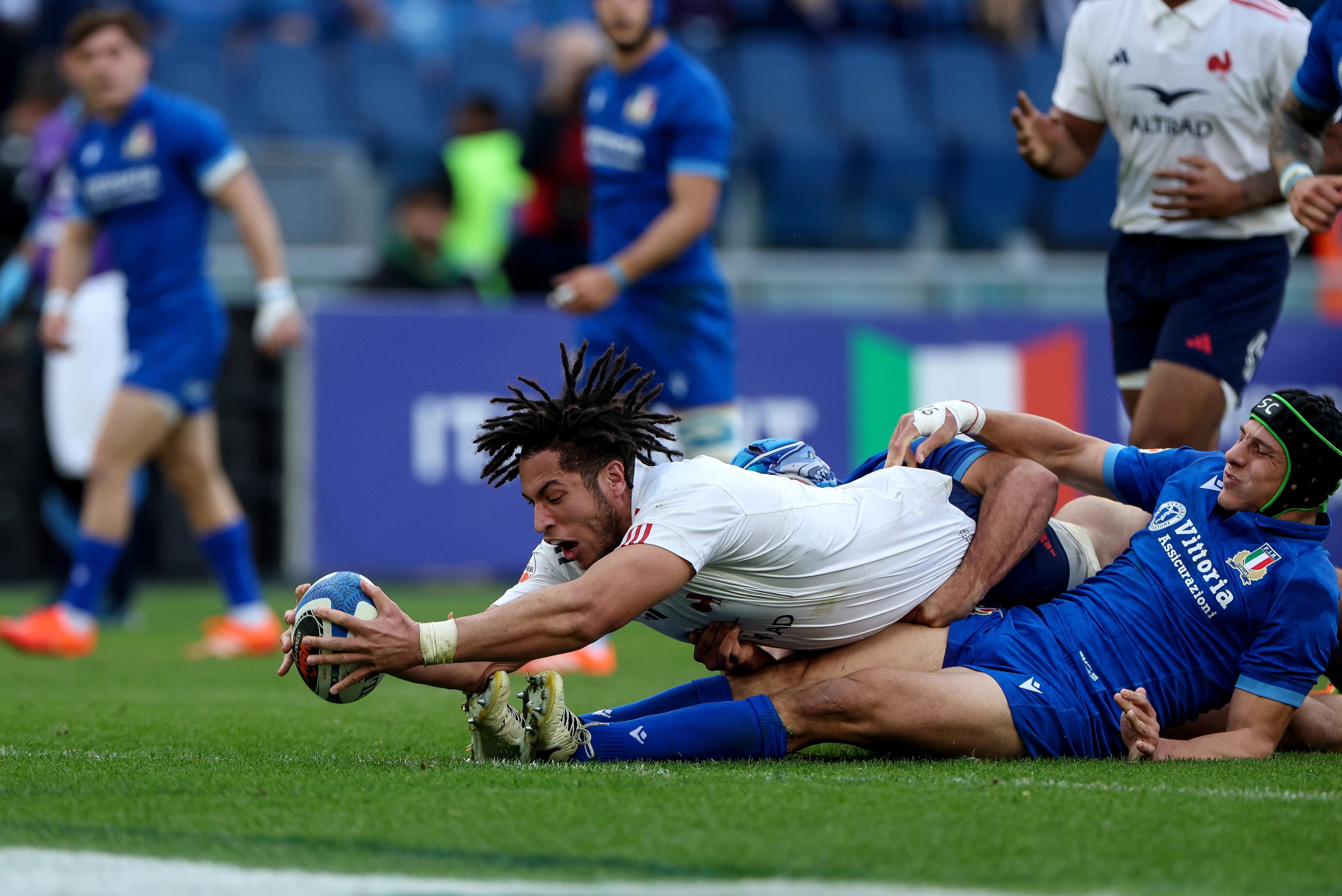 Guillard try v Ita 25