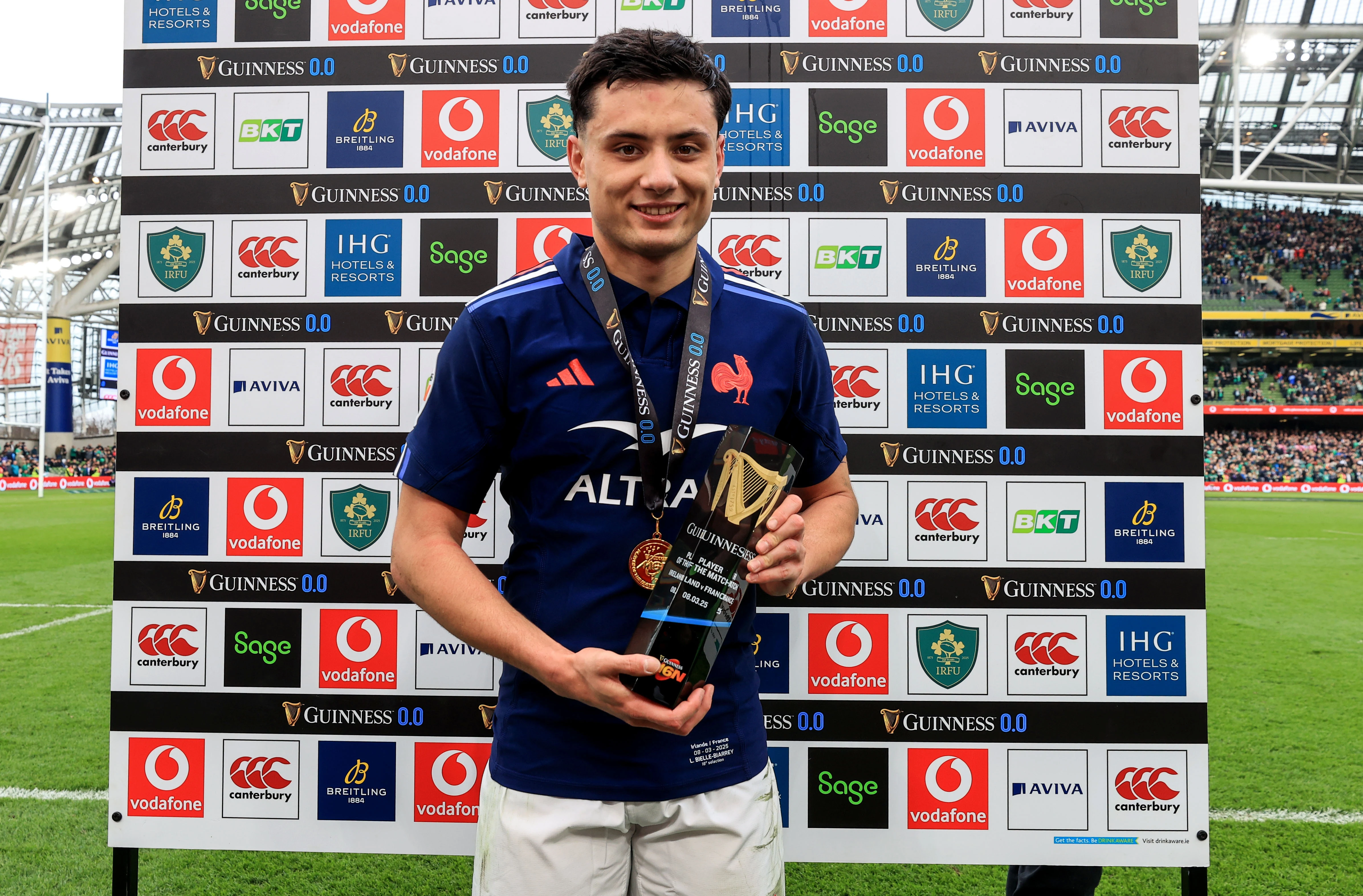 Louis Bielle-Biarrey with POTM award v Ire - M6N 2025