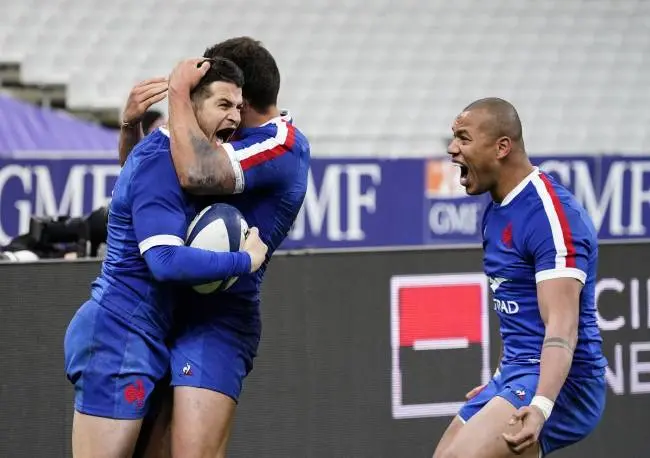 France&#8217;s Brice Dulin celebrates after scoring a try 20/3/2021