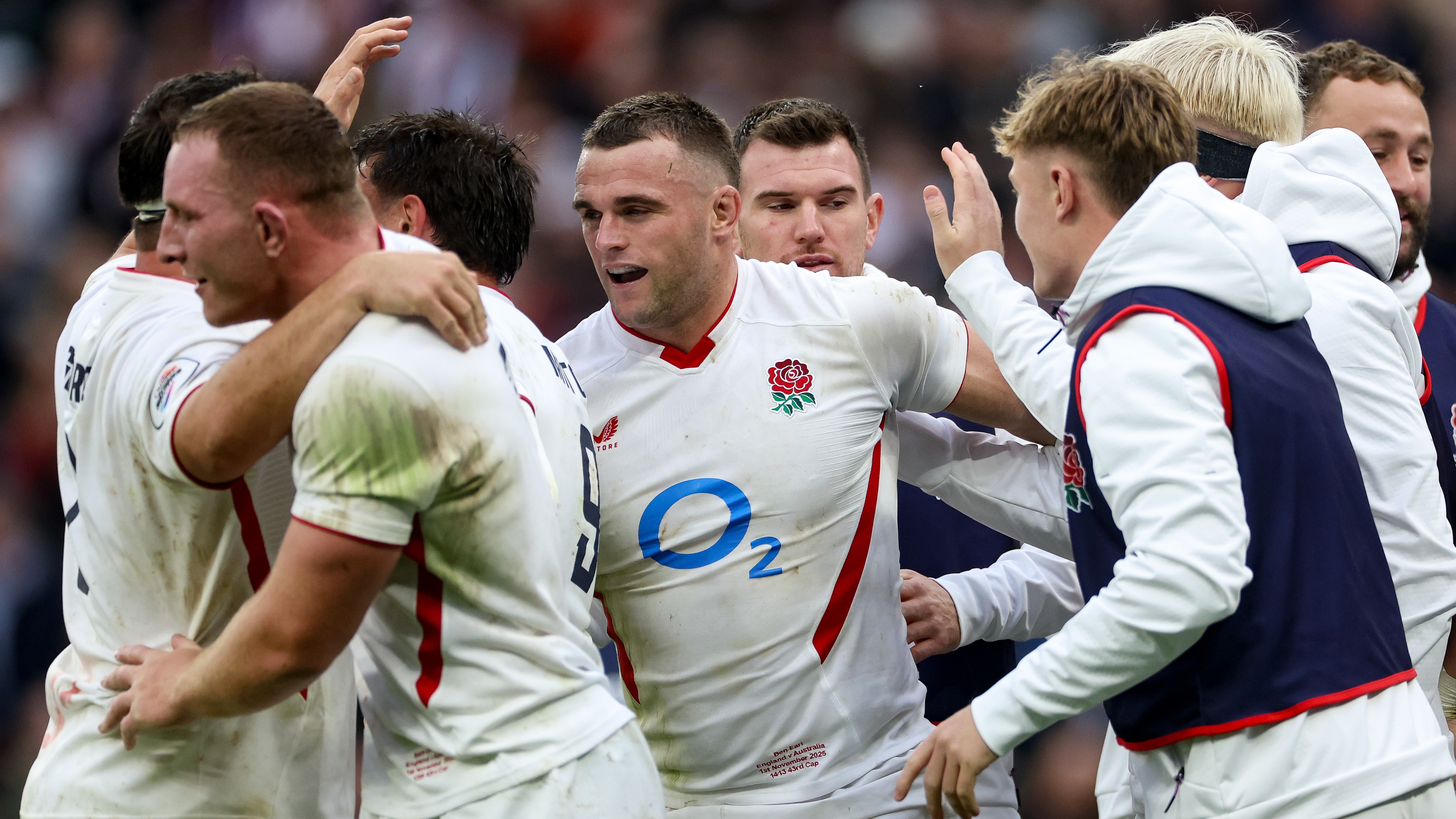 England's Ben Earl celebrates scoring a try with teammates during the 2025 Quilter Nations Series game between England and Australia.