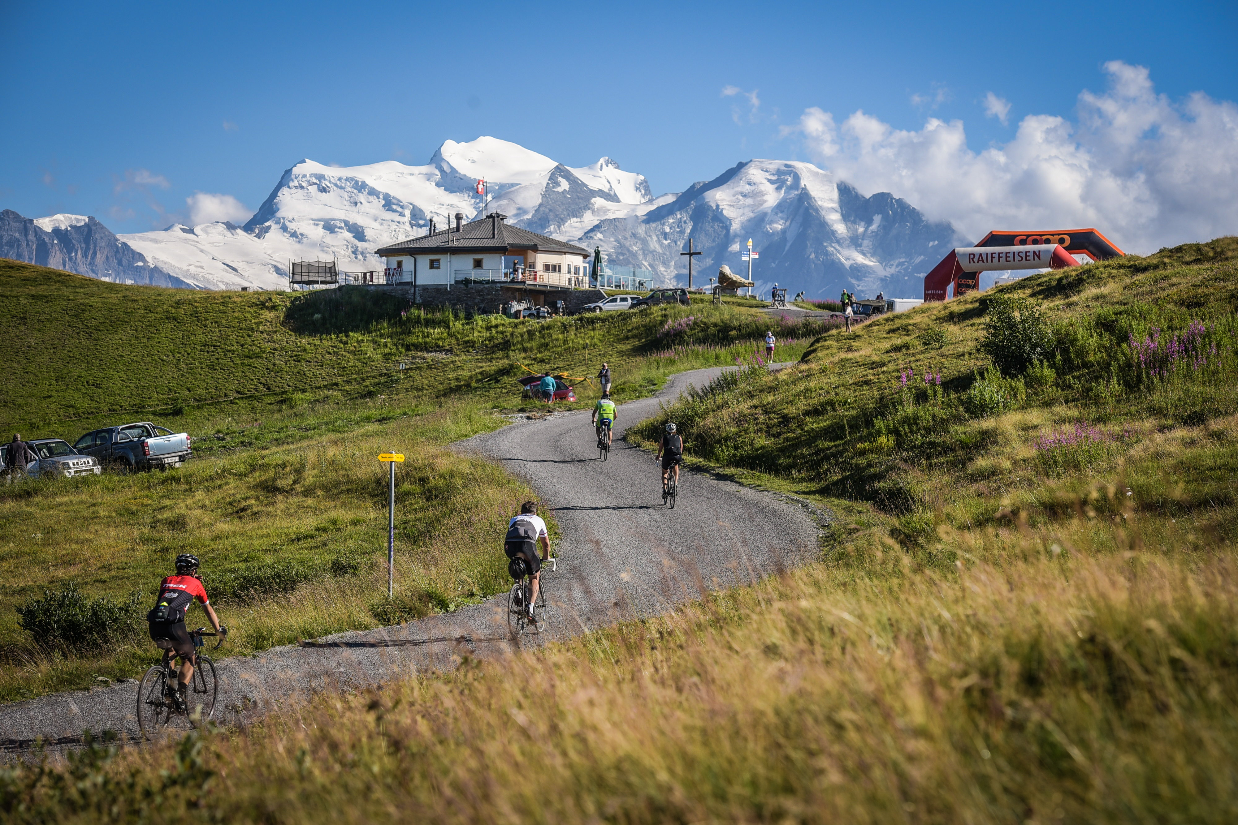 Course de Vélo - Tour des stations - arrivée à la Croix de Coeur - Valais, Suisse