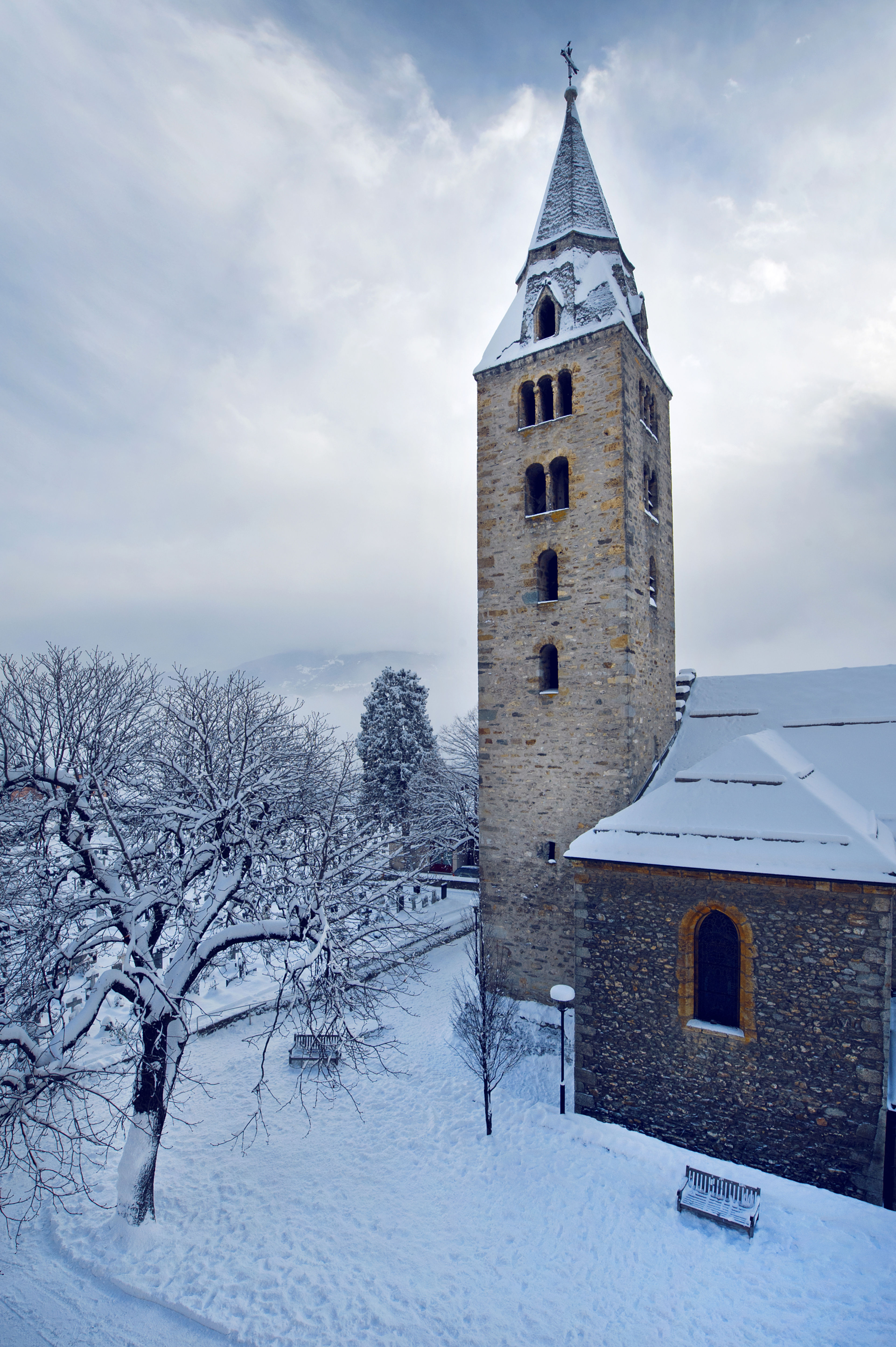 Dorf Savièse im Winter, Wallis