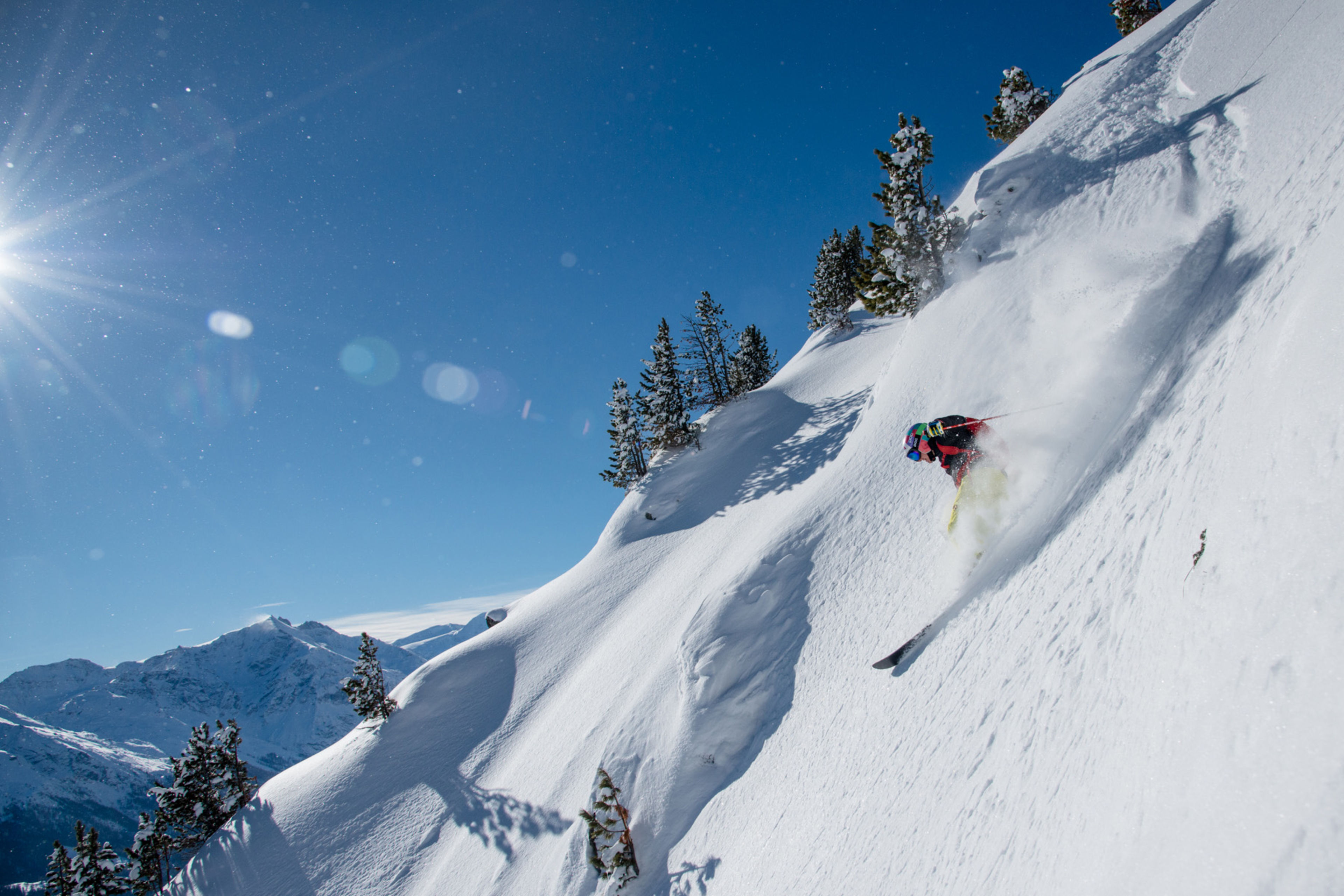 Amélie freeriding Telemark-style in the Thyon region. "I can't imagine anything more beautiful," the champion racer says