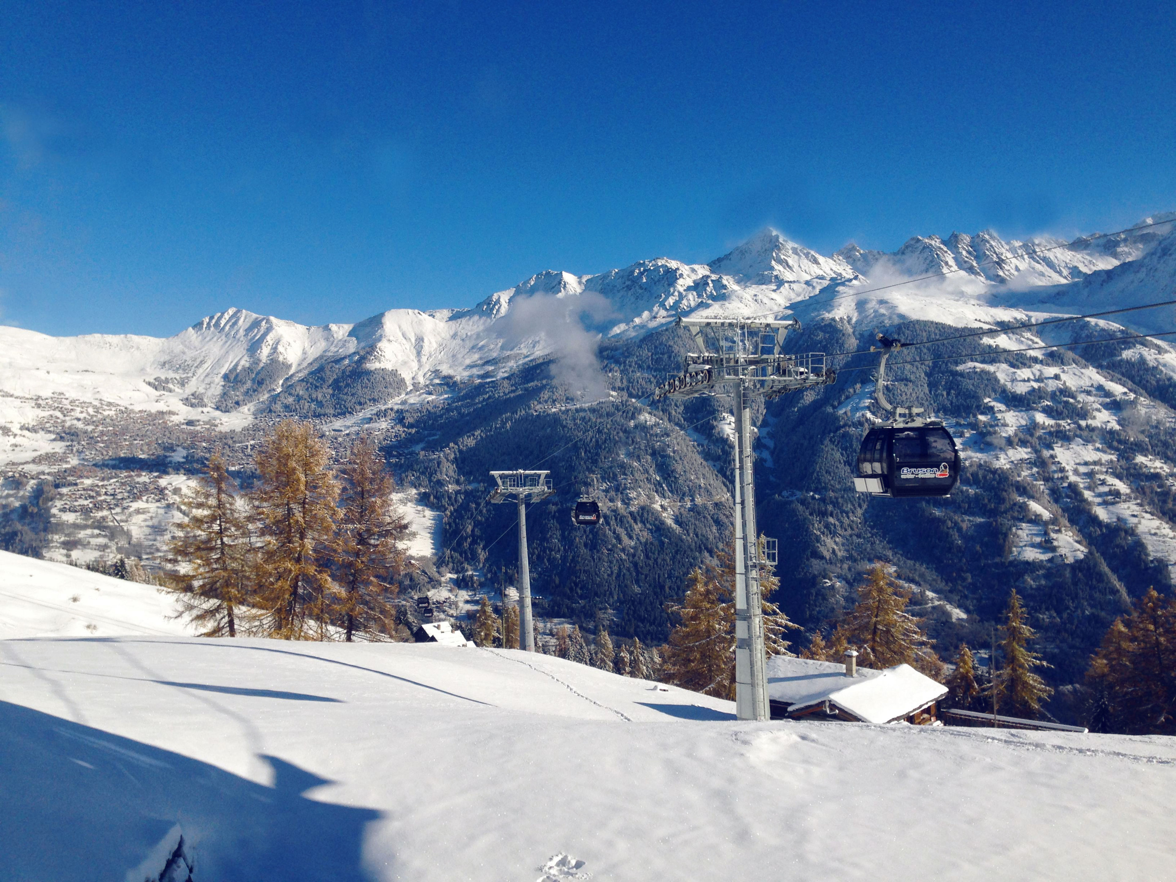 Télécabine à Bruson sur le domaine des 4 Vallées, Valais