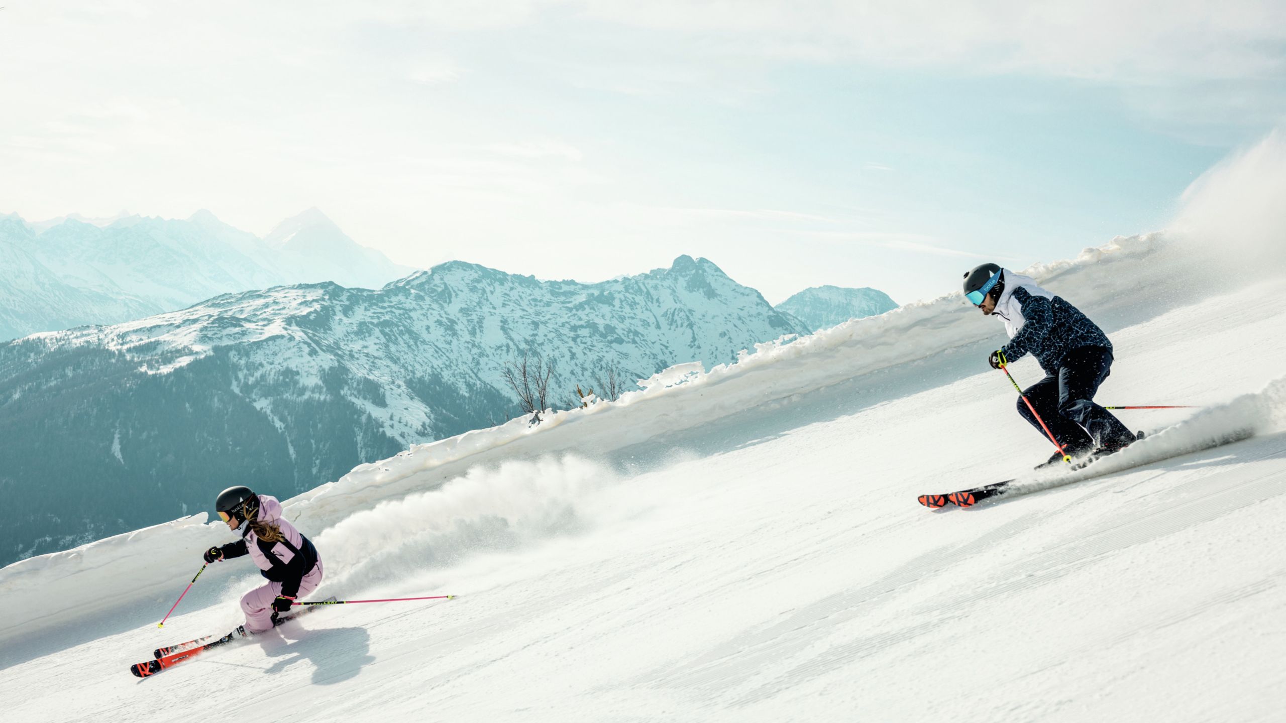 Mélanie and Loïc Meillard ski on the slopes of Thyon.