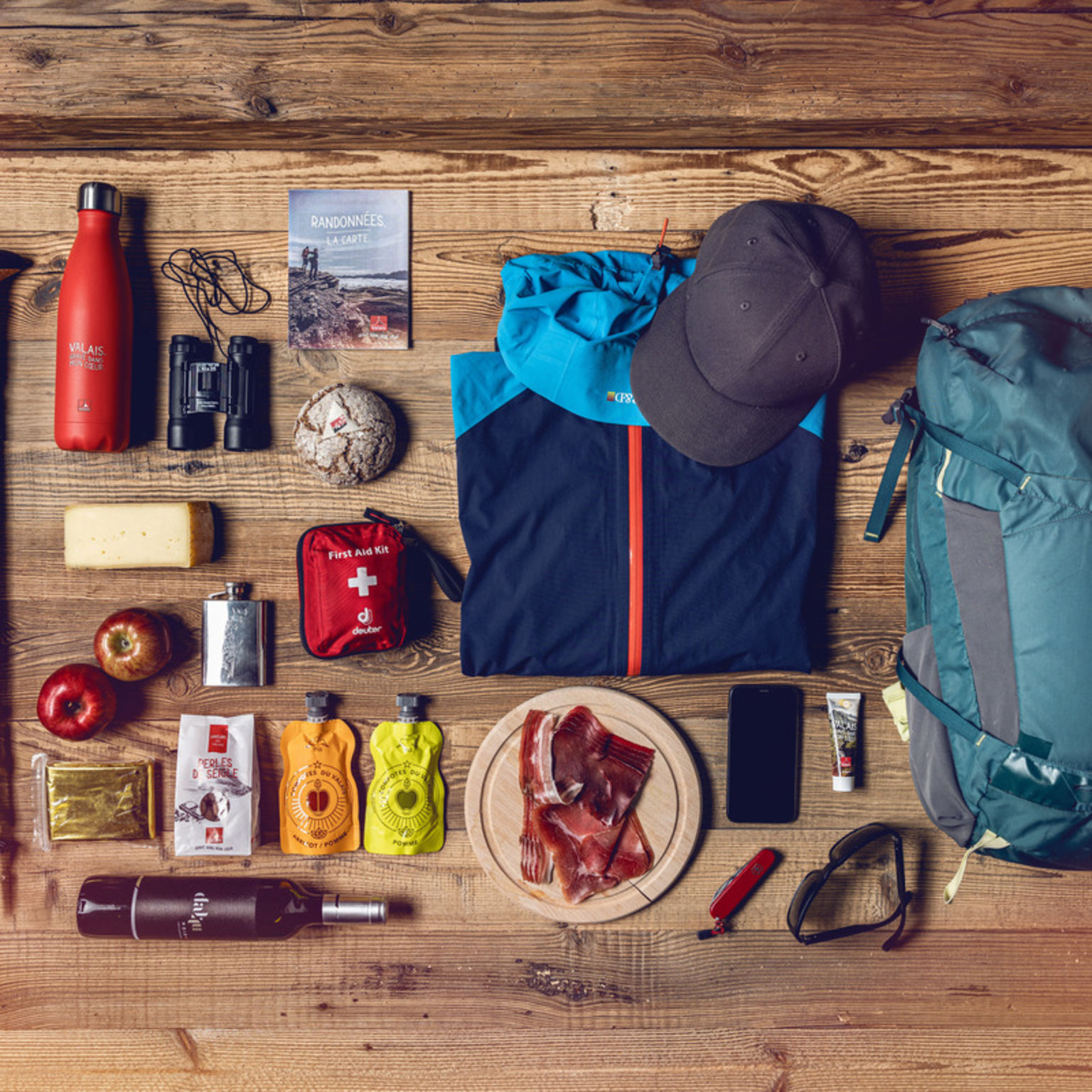 Les choses les plus importantes dont vous avez besoin pour une randonnée, Valais, Suisse