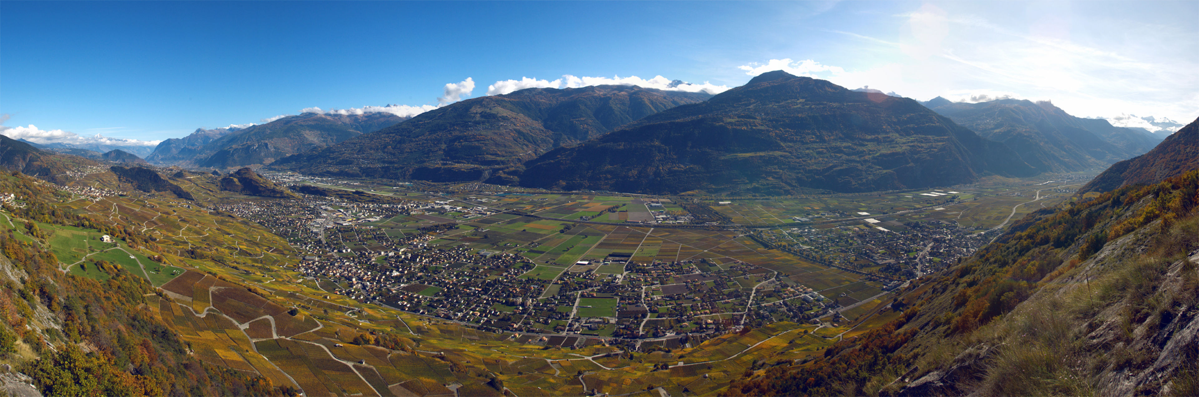 Les Coteaux du Soleil, Conthey, Valais, summer