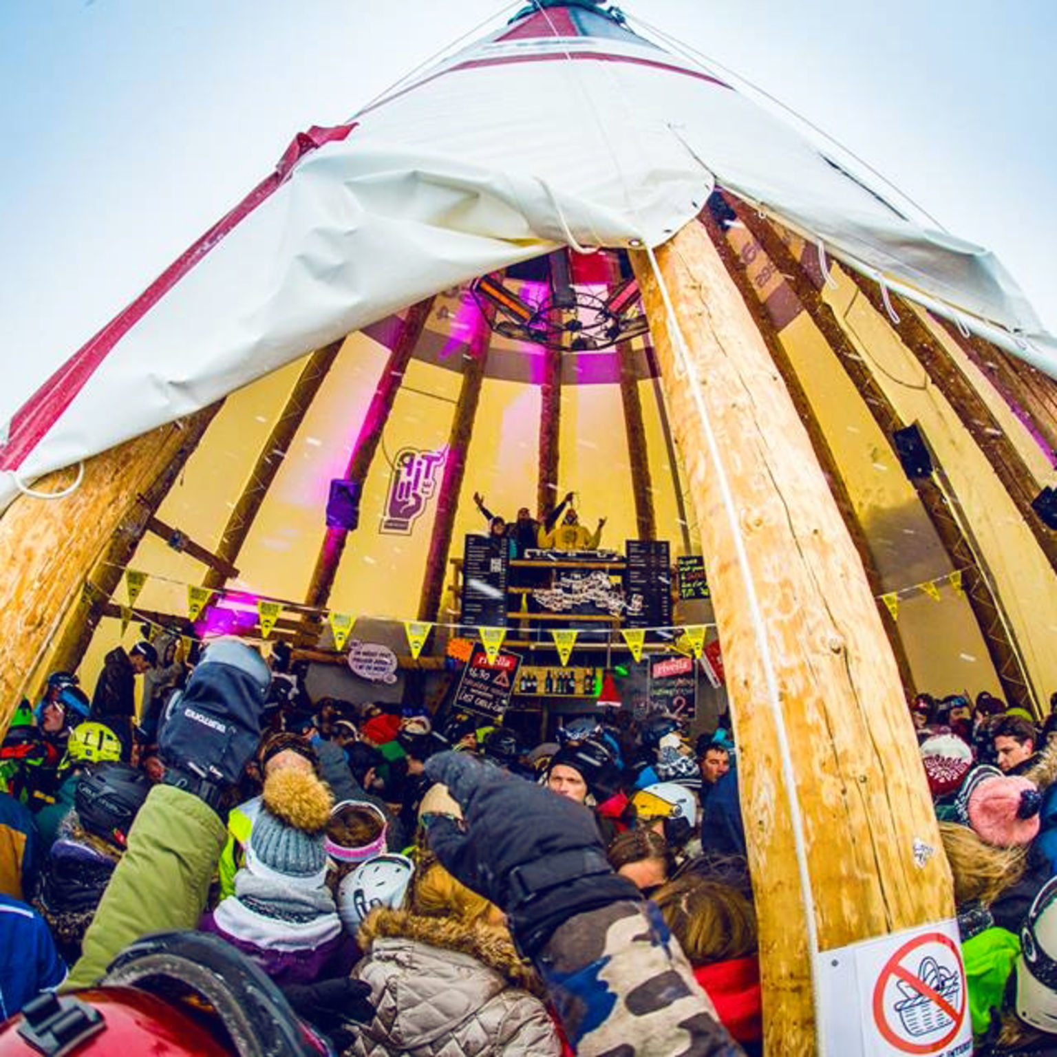Tipi Veysonnaz, Après-Ski, Valais, Wallis