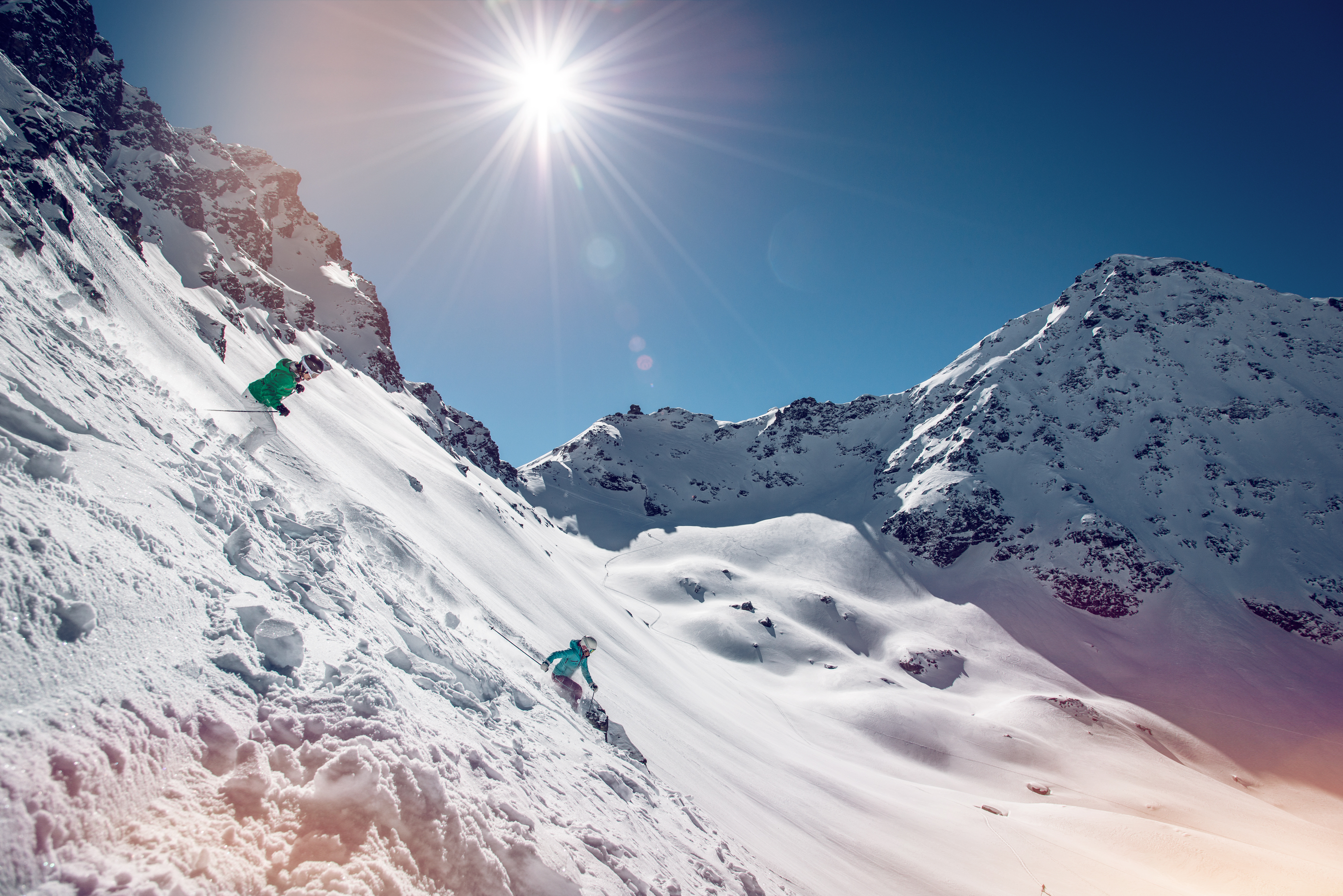 Freeride on the Bec des Rosses, winter in Valais, Verbier