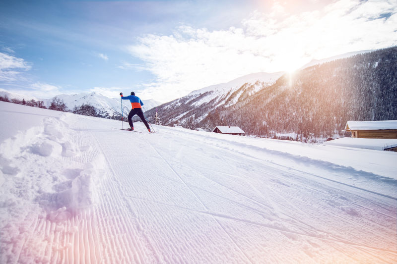 Ski de fond à la vallée de Conches, la plus grande région de ski de fond de Suisse, hiver en Valais