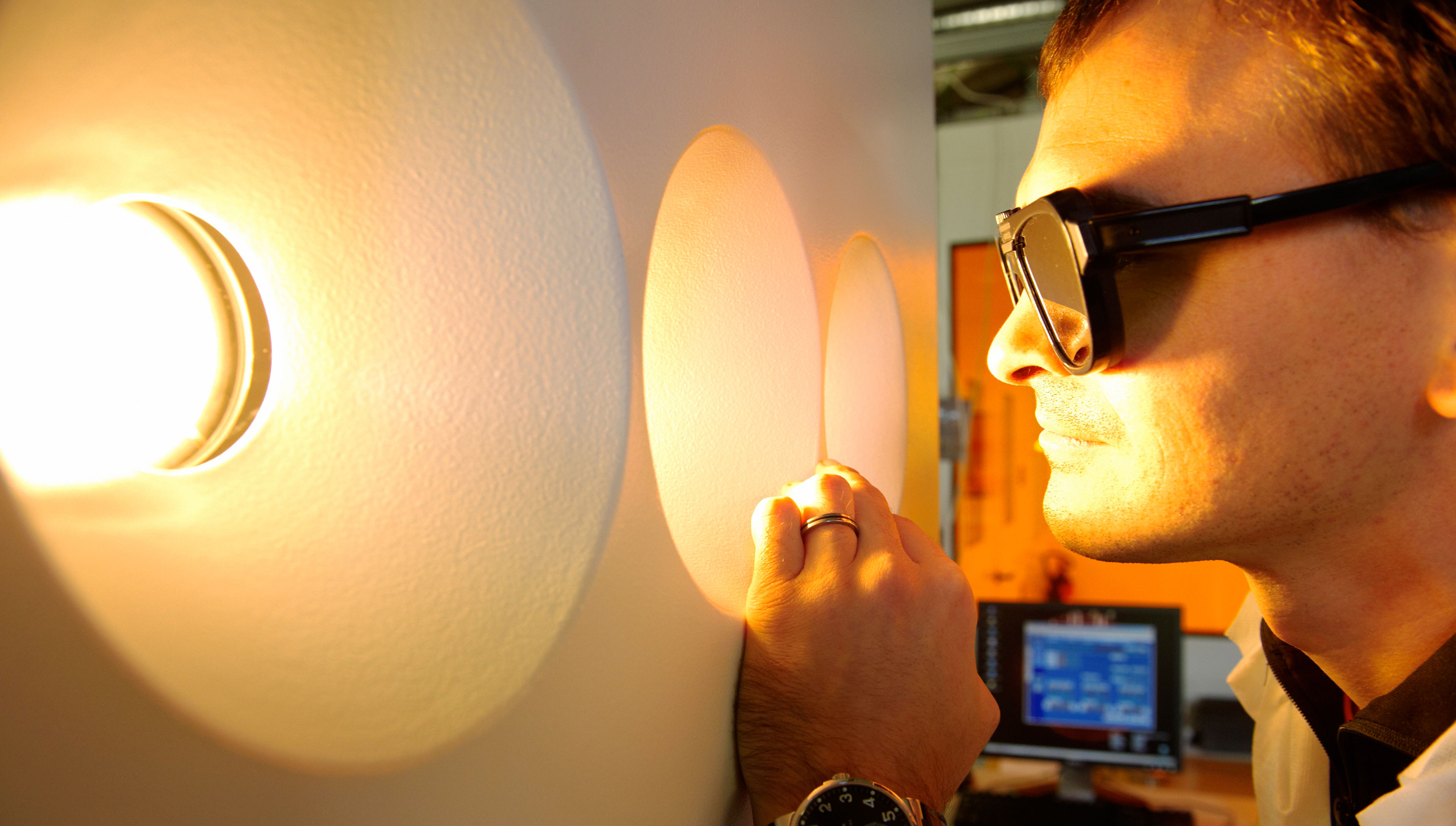 Betriebsbesichtigung, Wallis