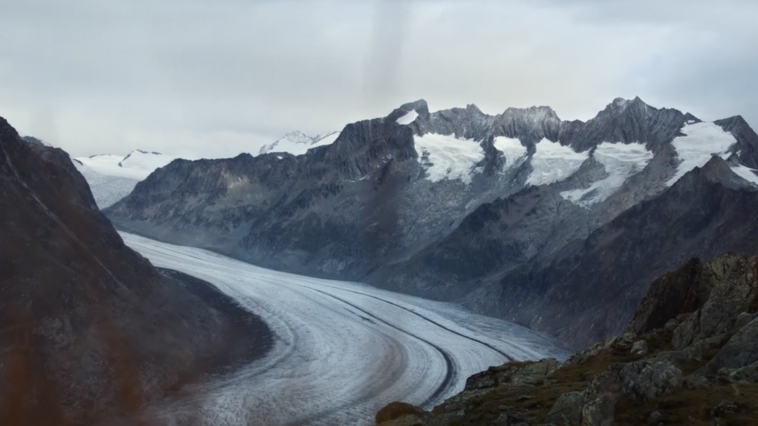 Bei uns sind sich Berge und Stadt ganz nah. Leben und arbeiten im Wallis, Schweiz