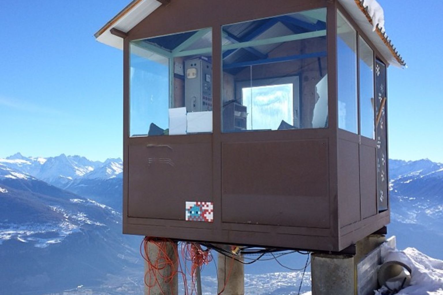 Kunst im Freien, Space-Invaders Anzere, Wallis, Schweiz