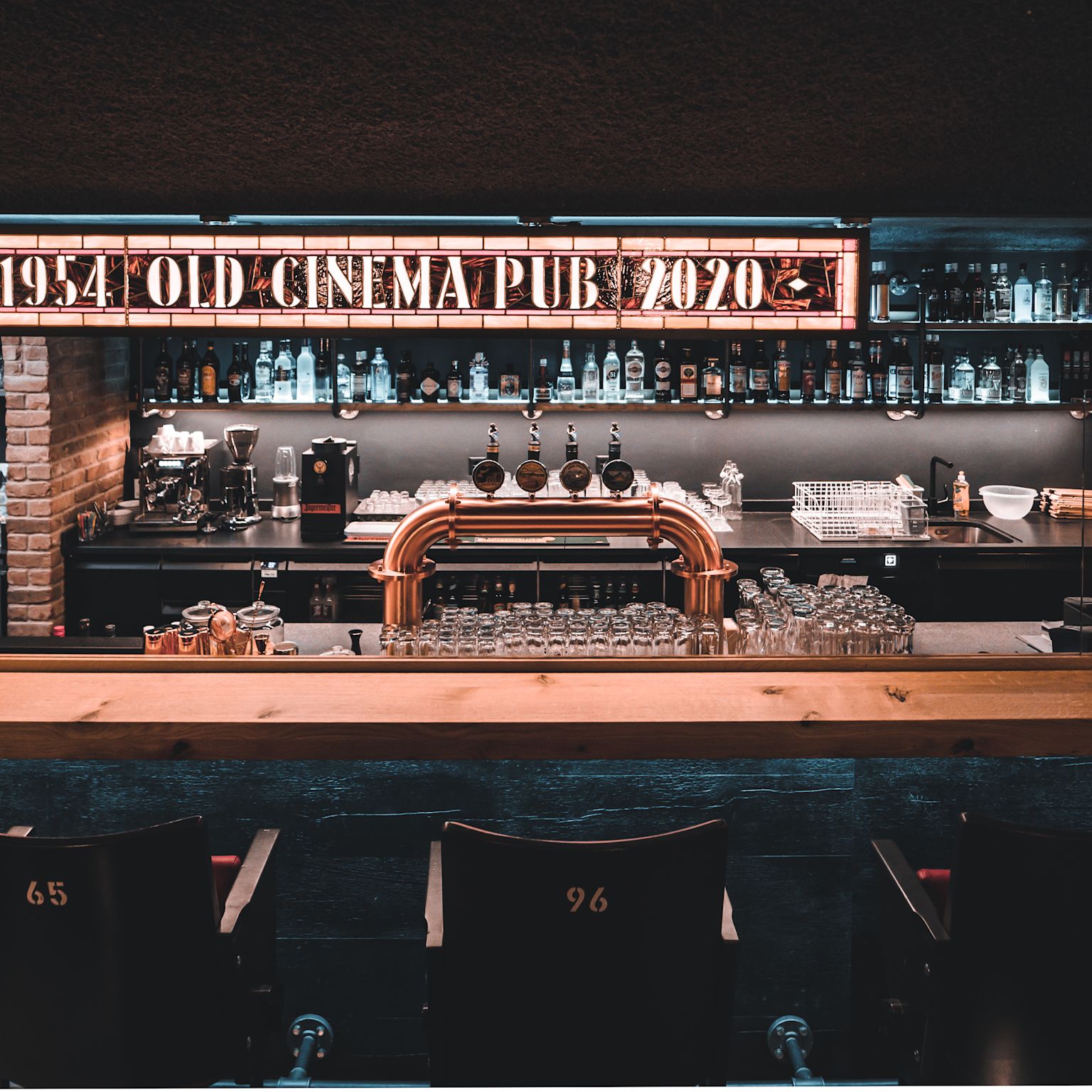 Old Cinema Pub, Saas-Fee, Après-Ski, Wallis, Schweiz