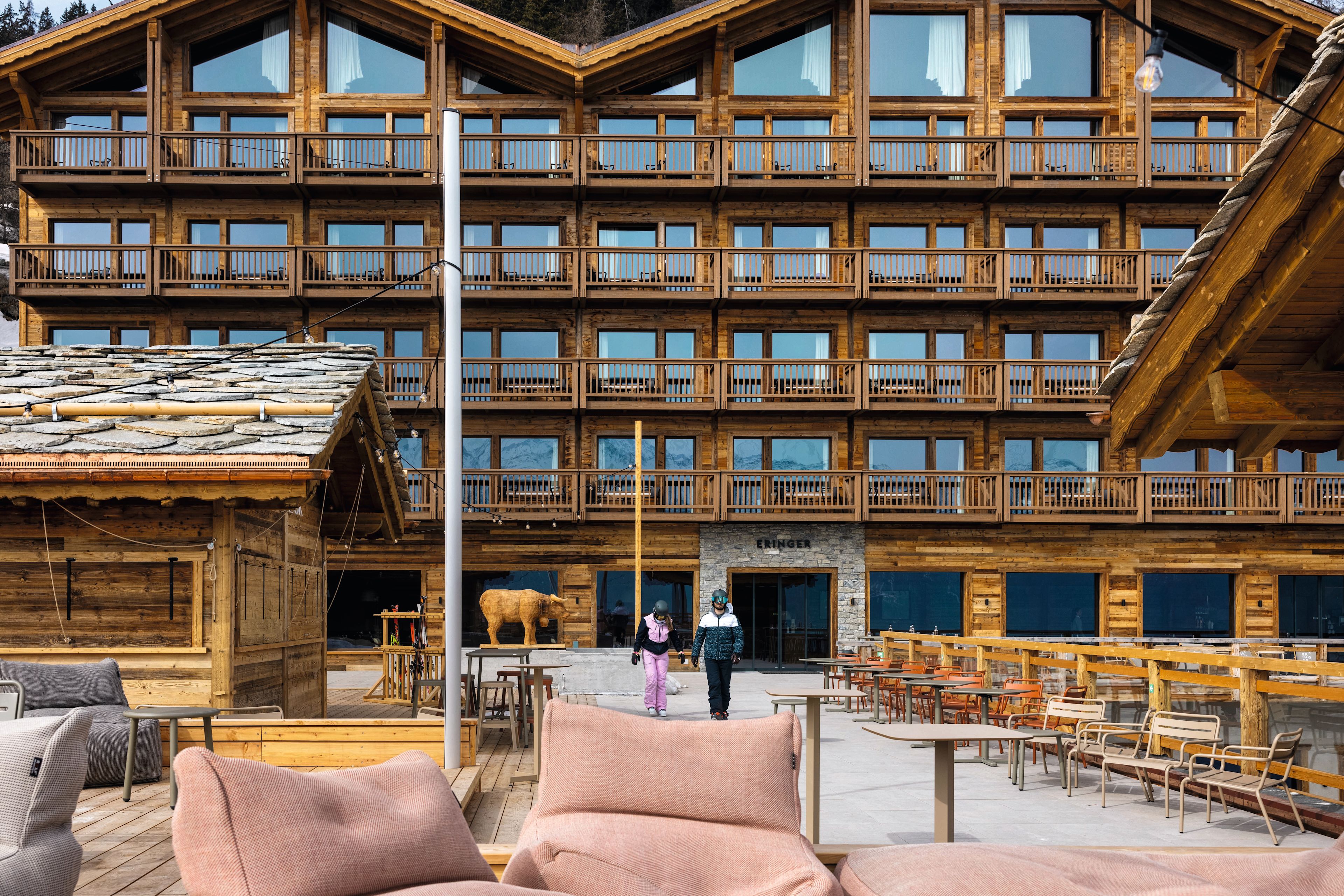 Die Grands Bains d’Hérémence gehören zum Dixence Resort im Wallis, Schweiz.