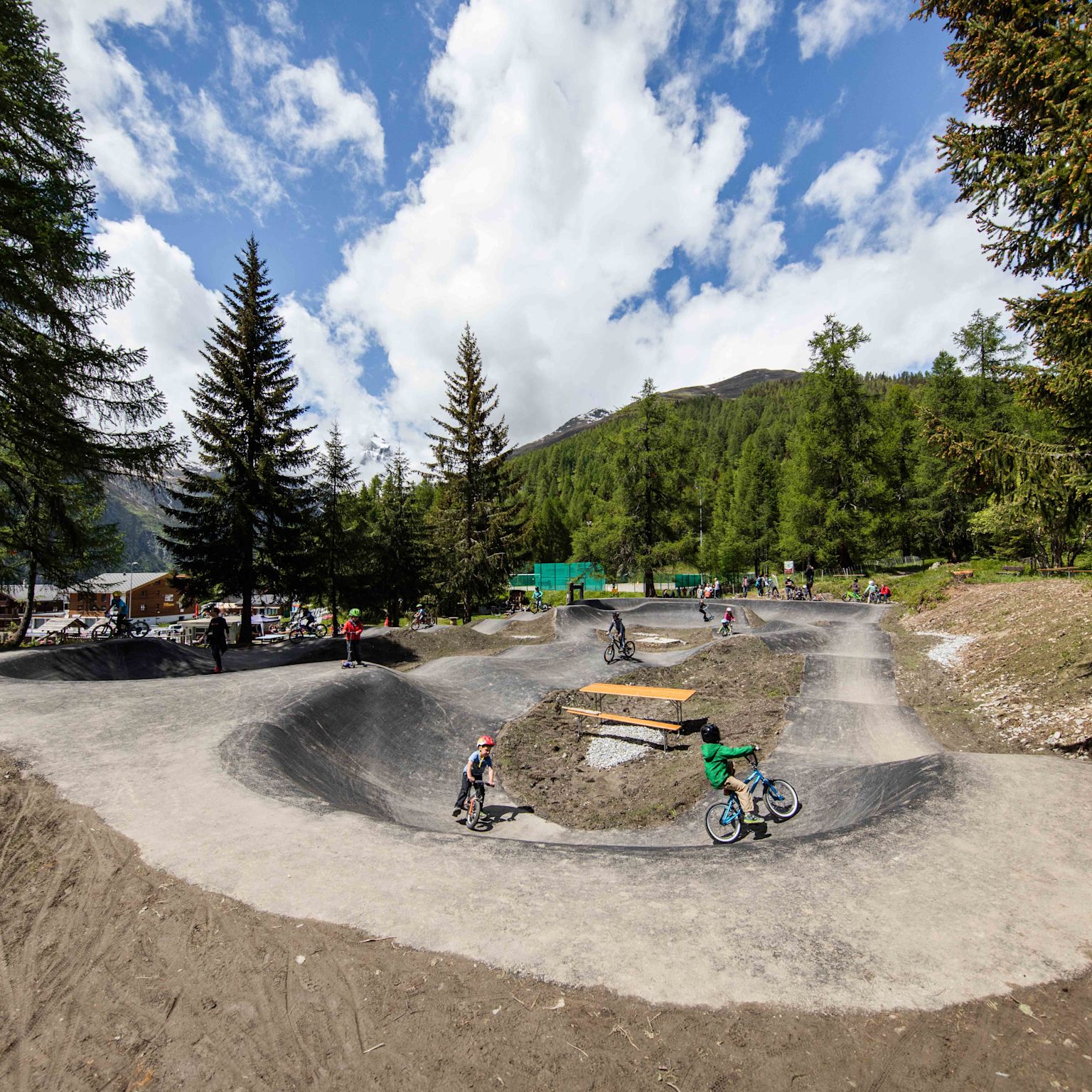 Pumptracks in Wallis Mountainbike Valais Schweiz Switzerland Suisse