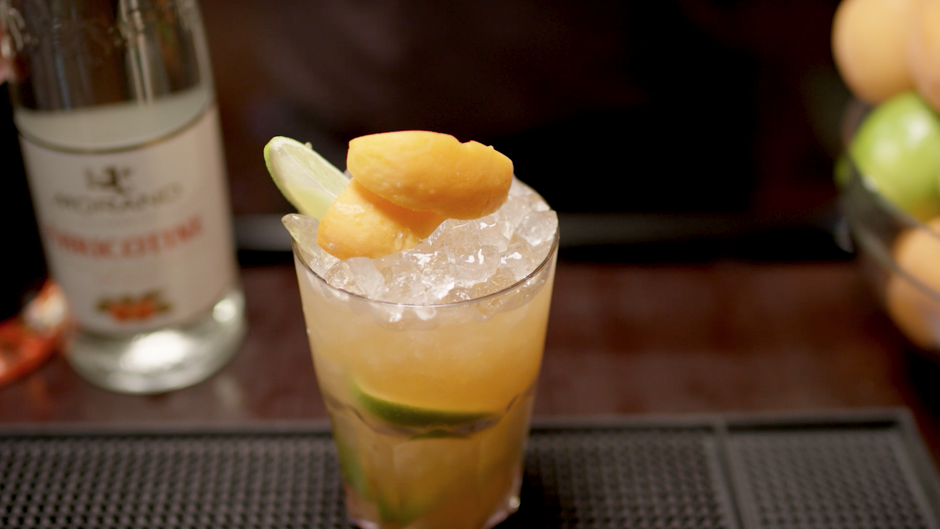 Apricot caipirinha recipe | Valais Switzerland