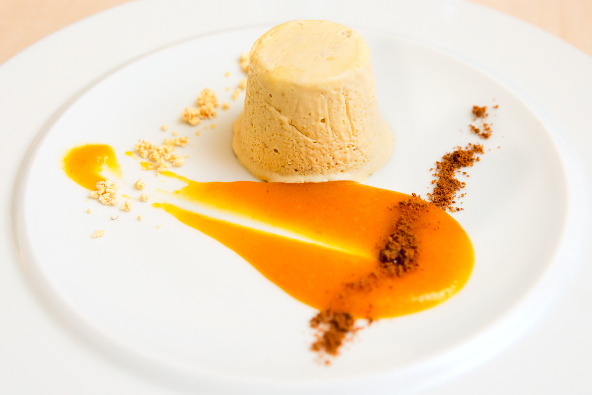 Parfait mit Walliser Abricotine AOP