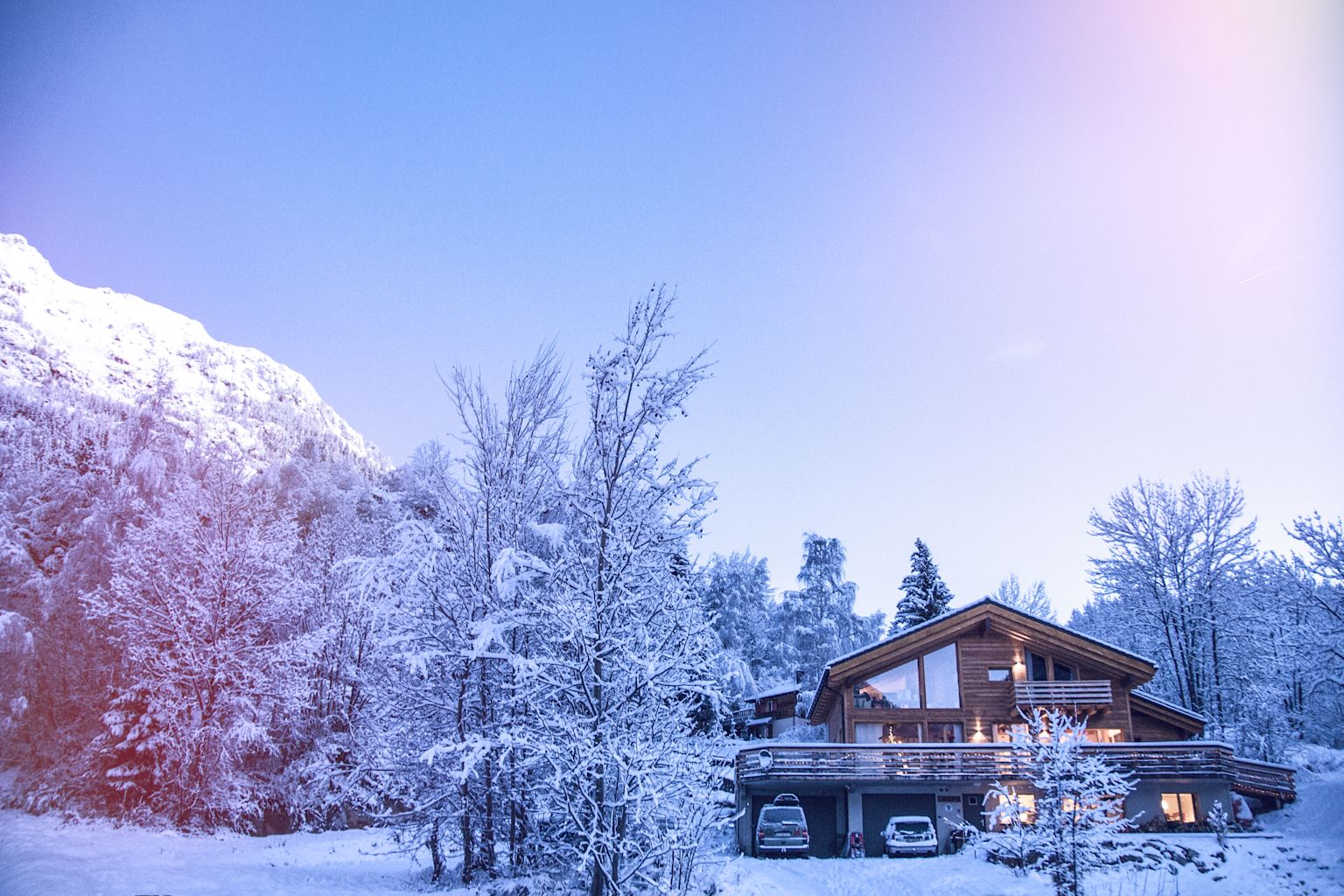 Chalet bei Orsières im Winter, Wallis