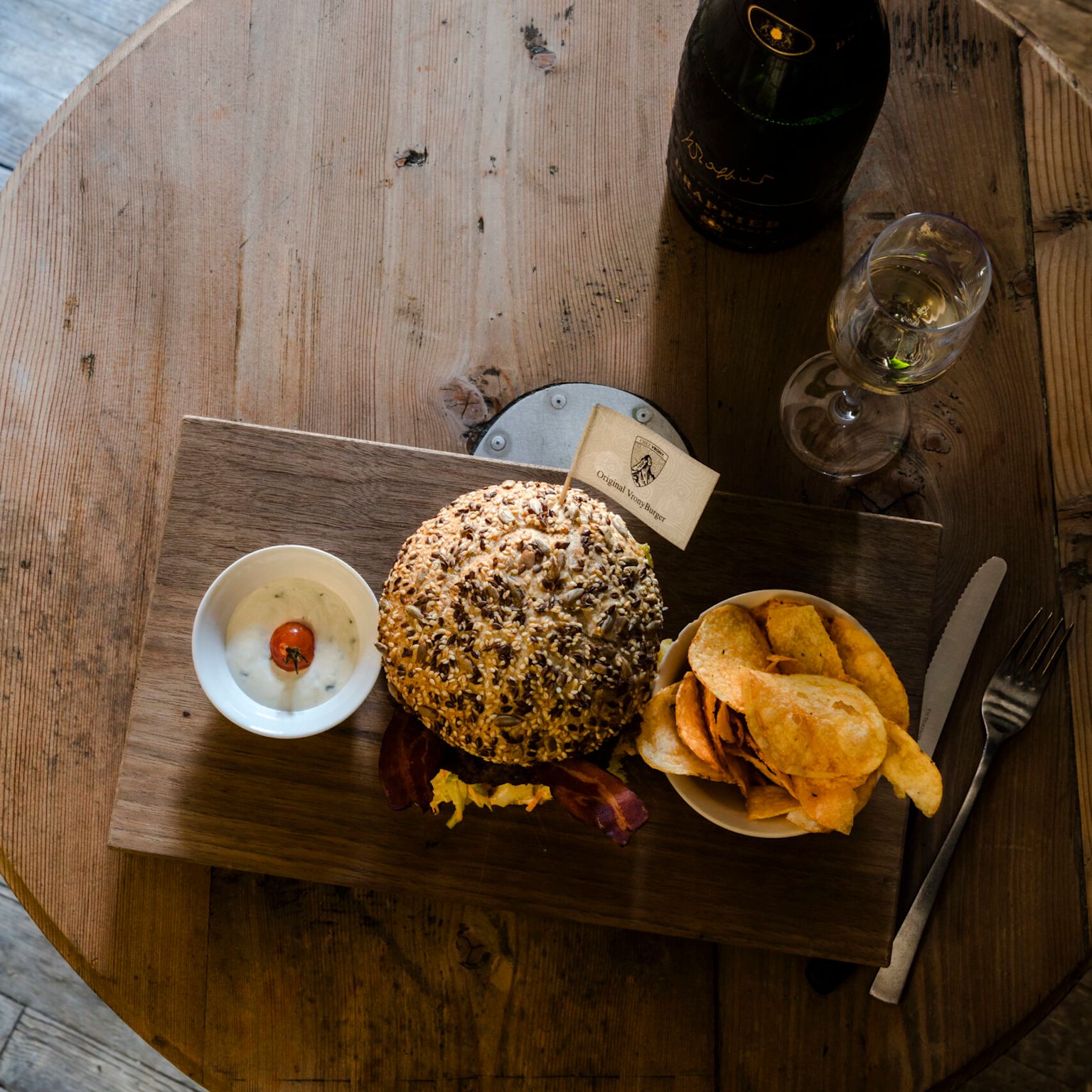 Delicious burger at Chez Vrony restaurant on the ski slope in Zermatt, Valais