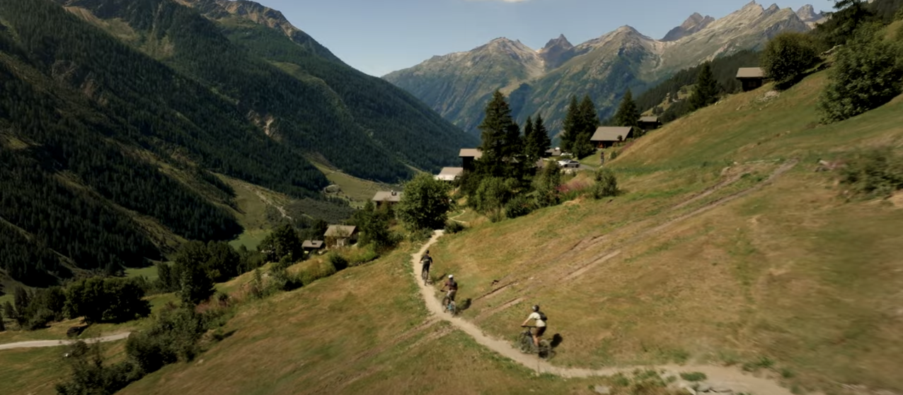 Itinéraires de la Valais Alpine Bike à Fully. Valais, Suisse.