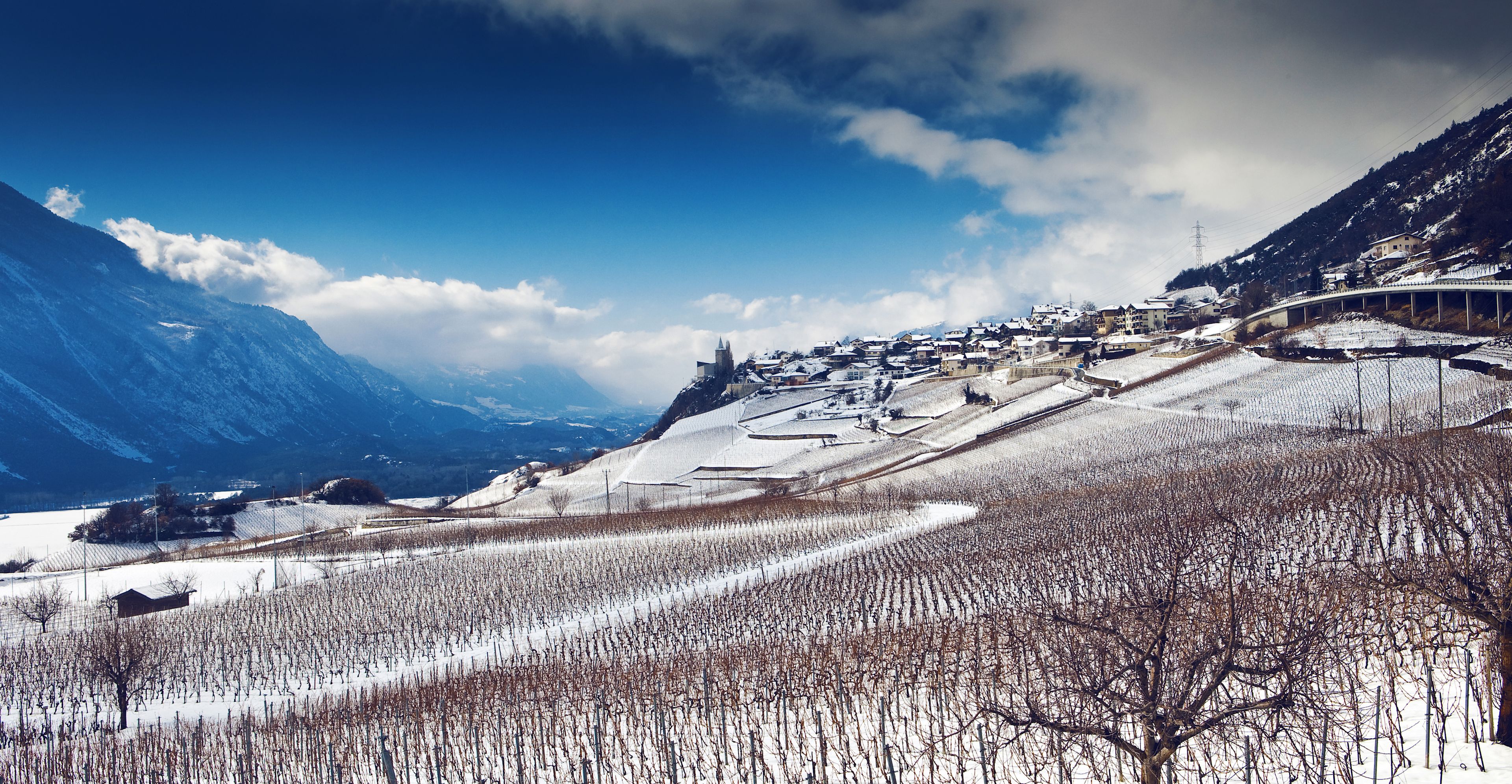 Varen in winter, Valais