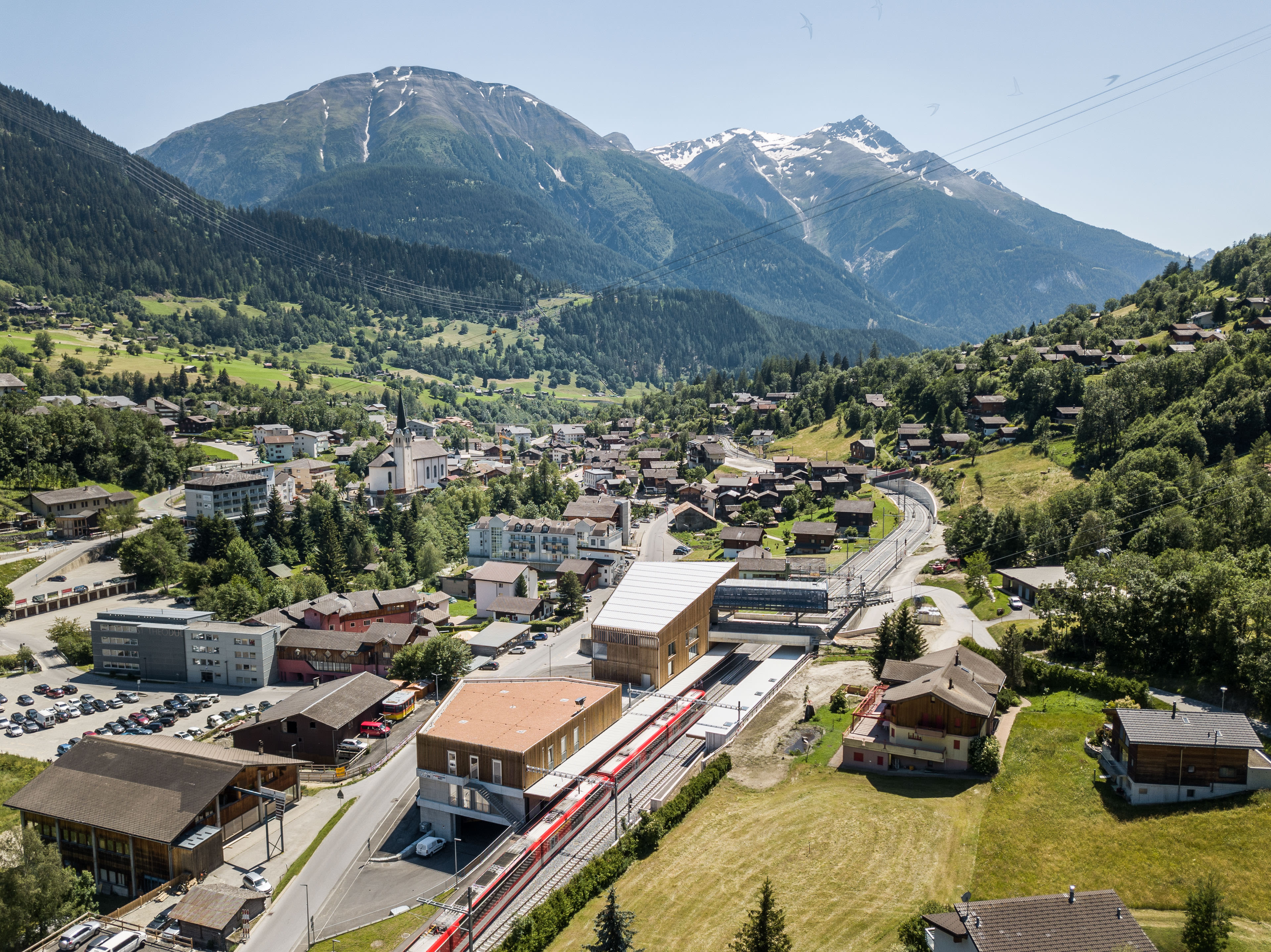 Fiesch im Sommer, Aletch Arena, Wallis, Schweiz