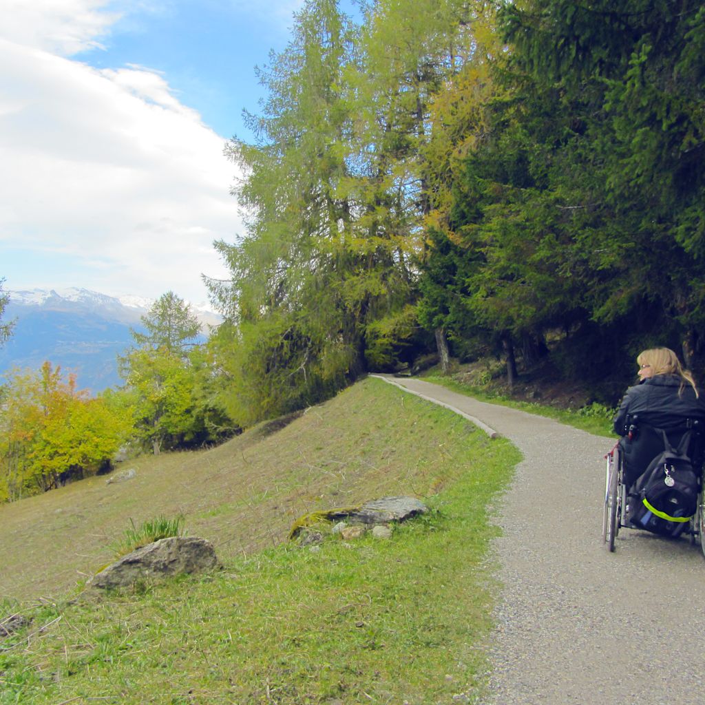 Assibility Path Wheelchair-accessible paths | Valais Switzerland