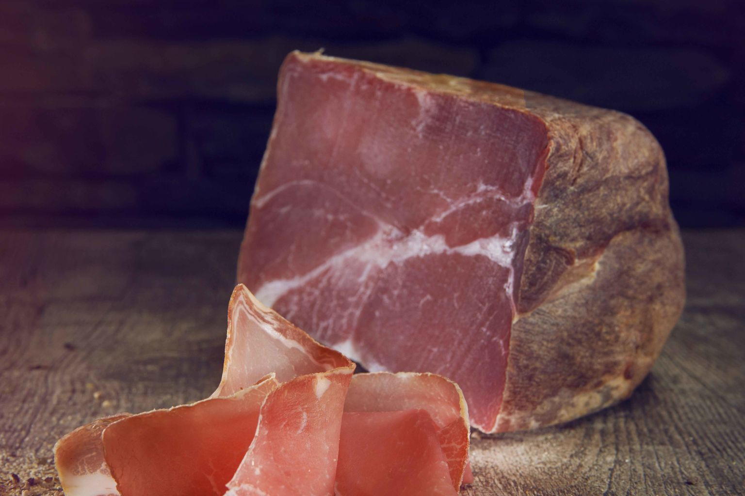 Raw ham from the Valais after drying for several weeks, Valais Wallis, Schweiz Suisse